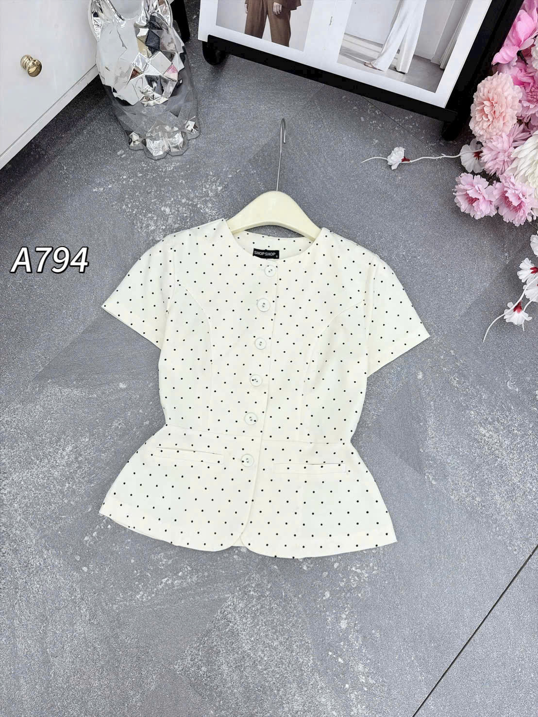 A794 áo peplum cúc bọc - chấm bi - M
