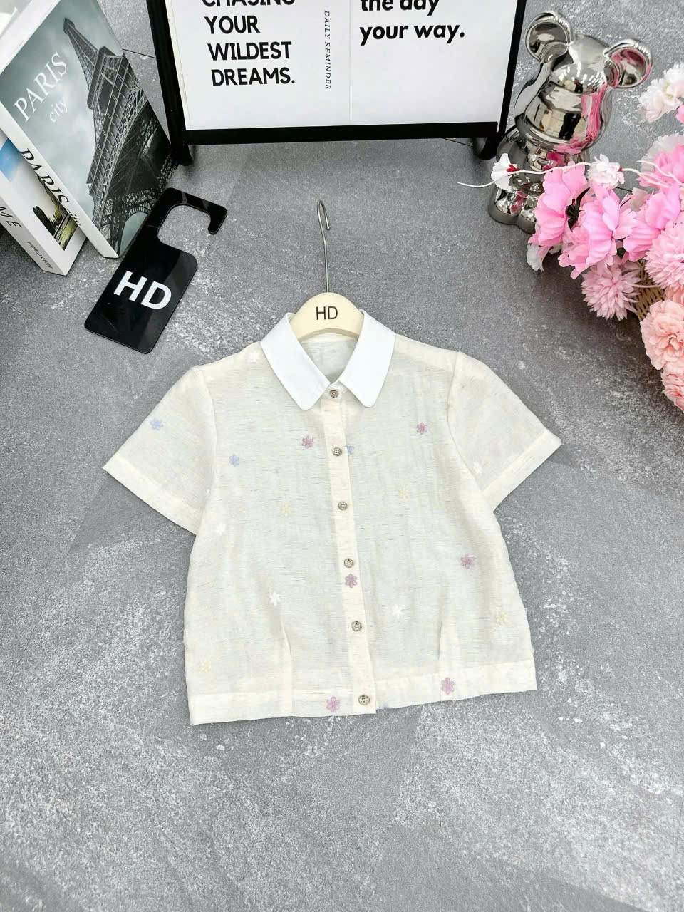 A683 Áo sơ mi thêu hoa nhỏ