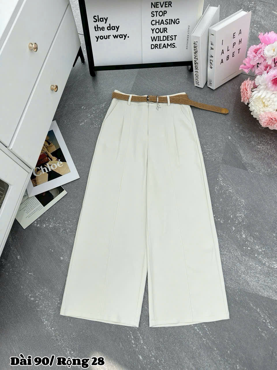 Q367 Quần xuông nấm 90cm kèm đai charm ngựa