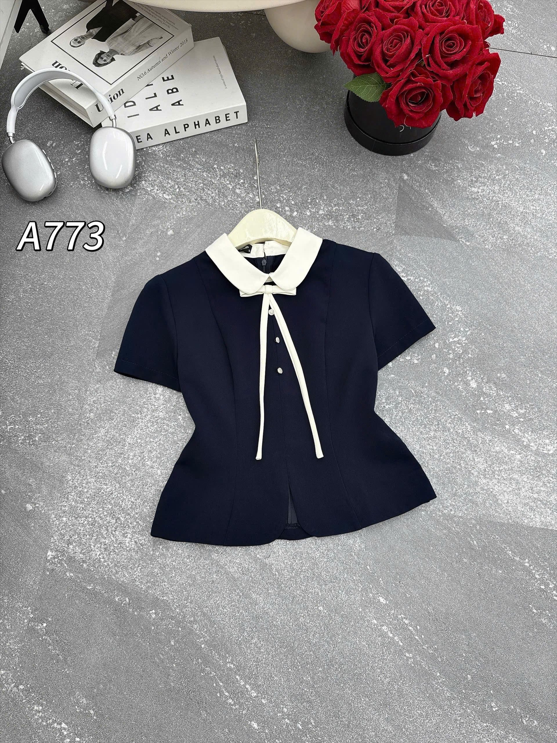 A773 áo cổ sen khóa lưng