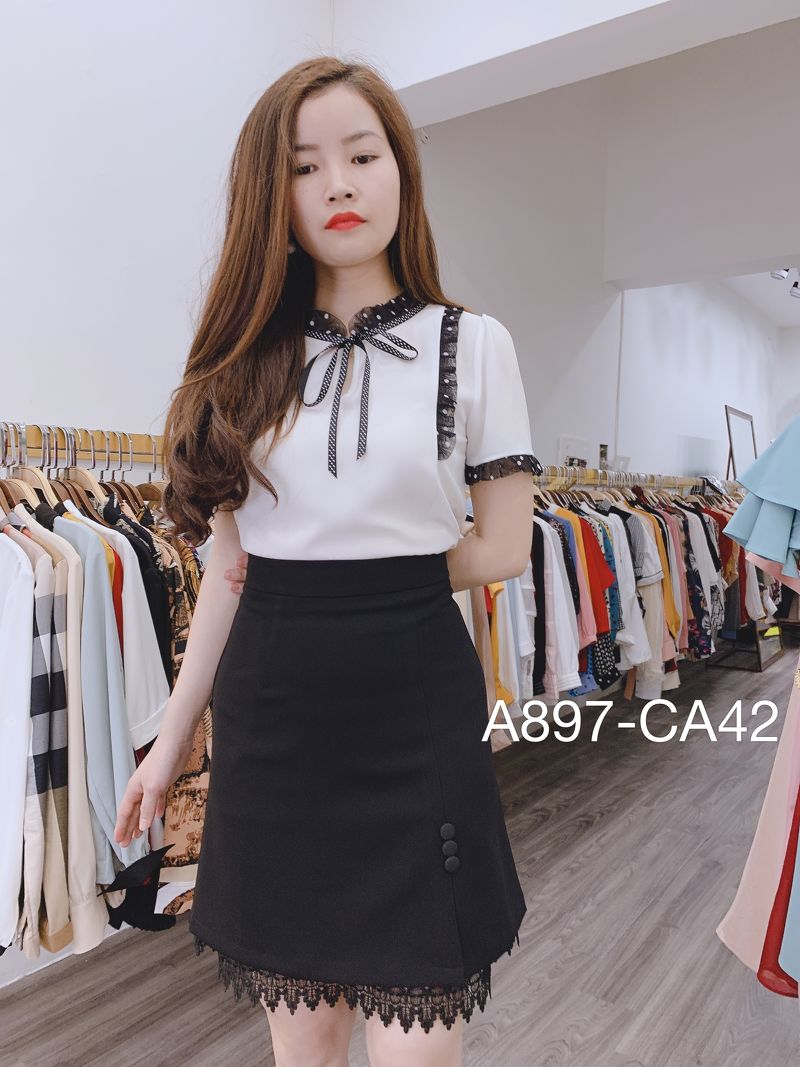 CA42 A gấu ren 3 cúc bọc