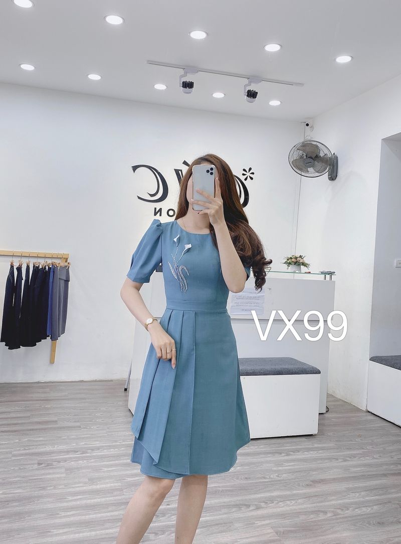 VX99 váy thêu cườm hoa huệ