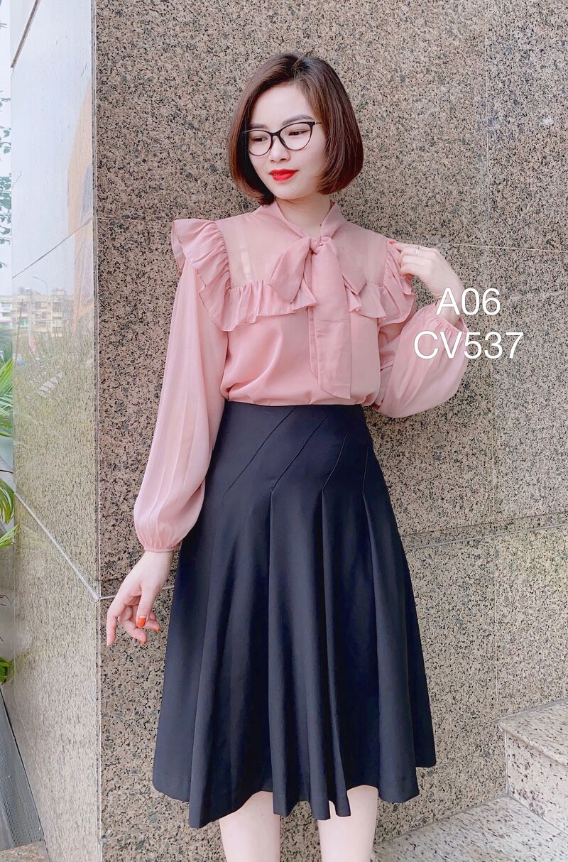 CV537 cv 4 ly