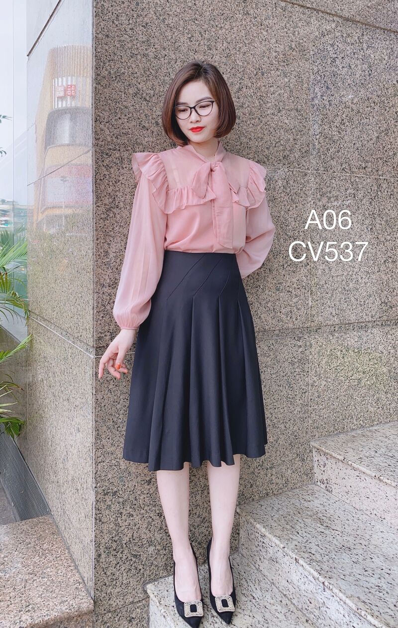 CV537 cv 4 ly