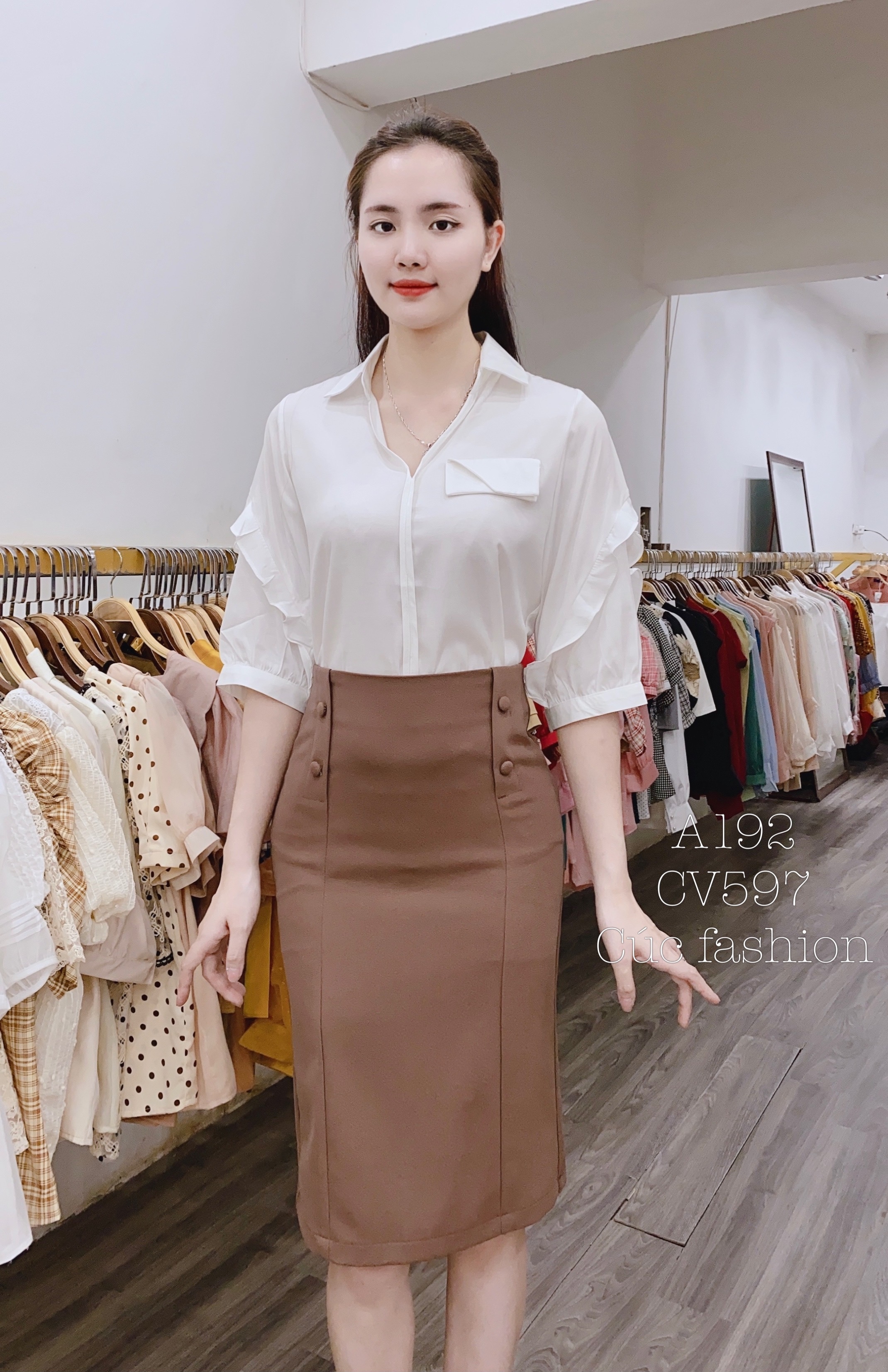 CV597 cv 4 cúc bọc