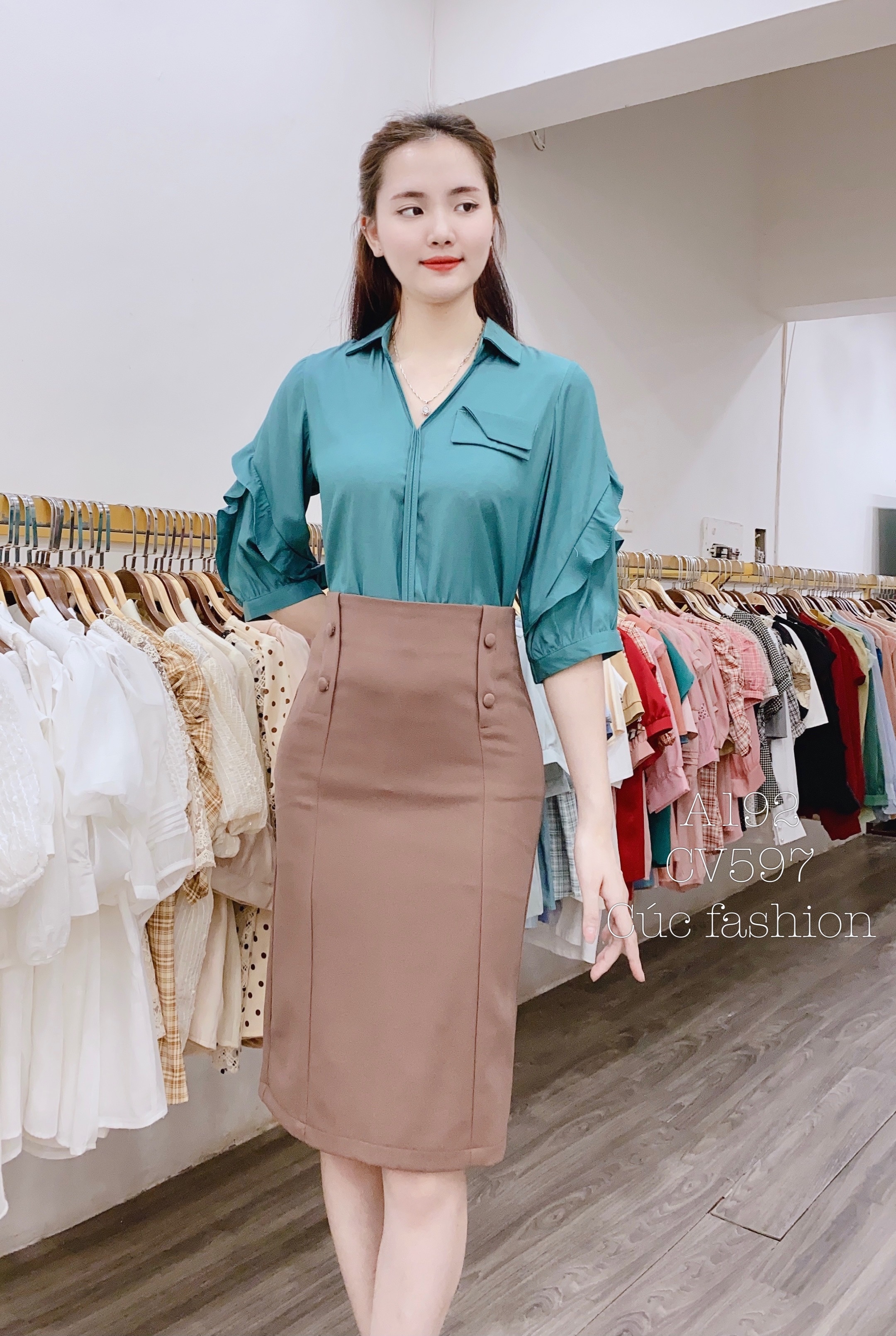 CV597 cv 4 cúc bọc