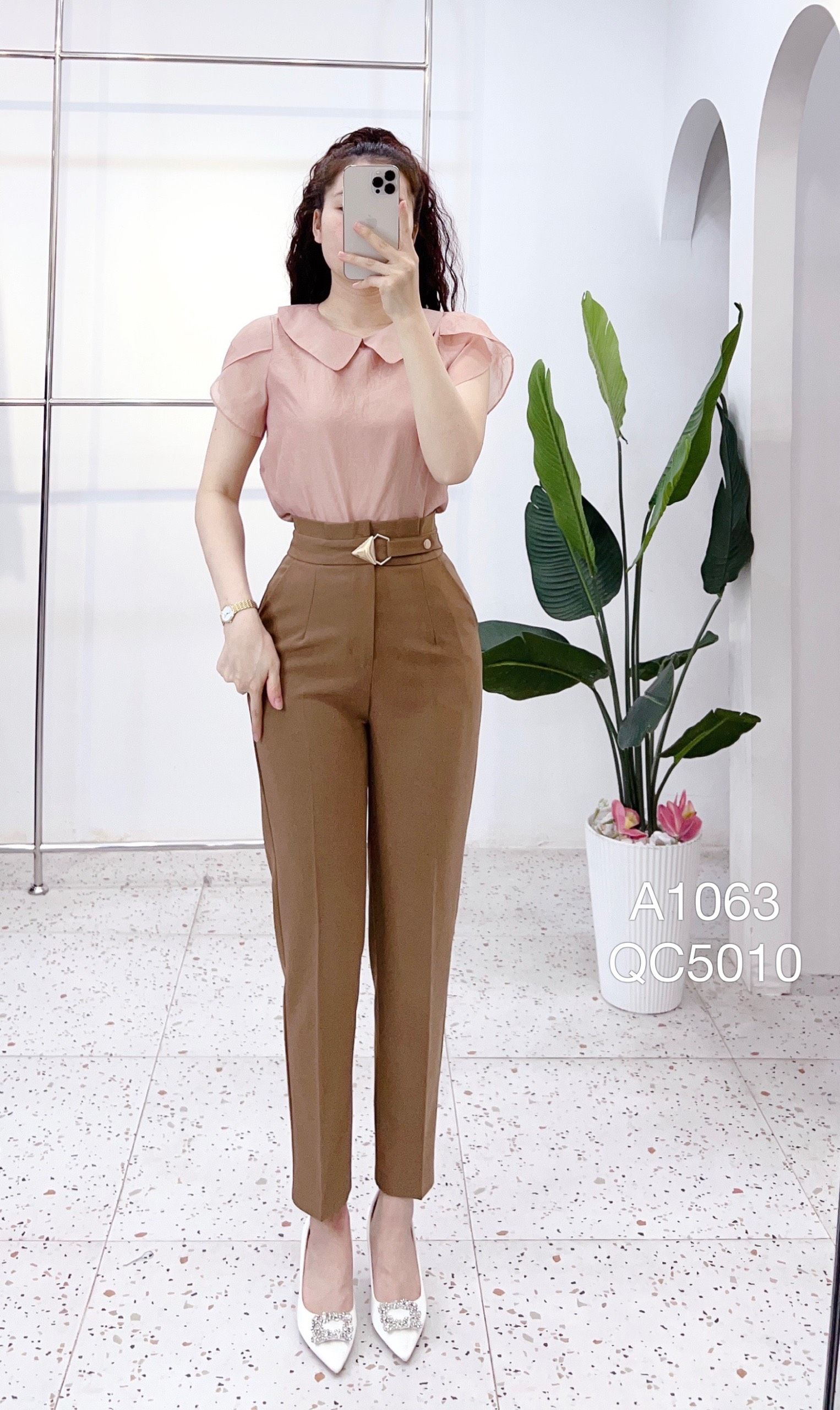 QC5010  khuy quần tam giác nhọn