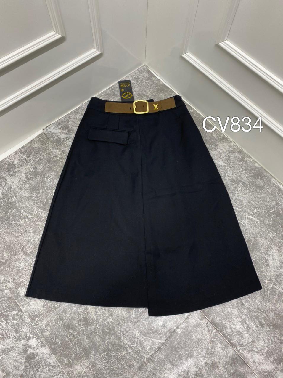 CV834 đai vuông LV CC