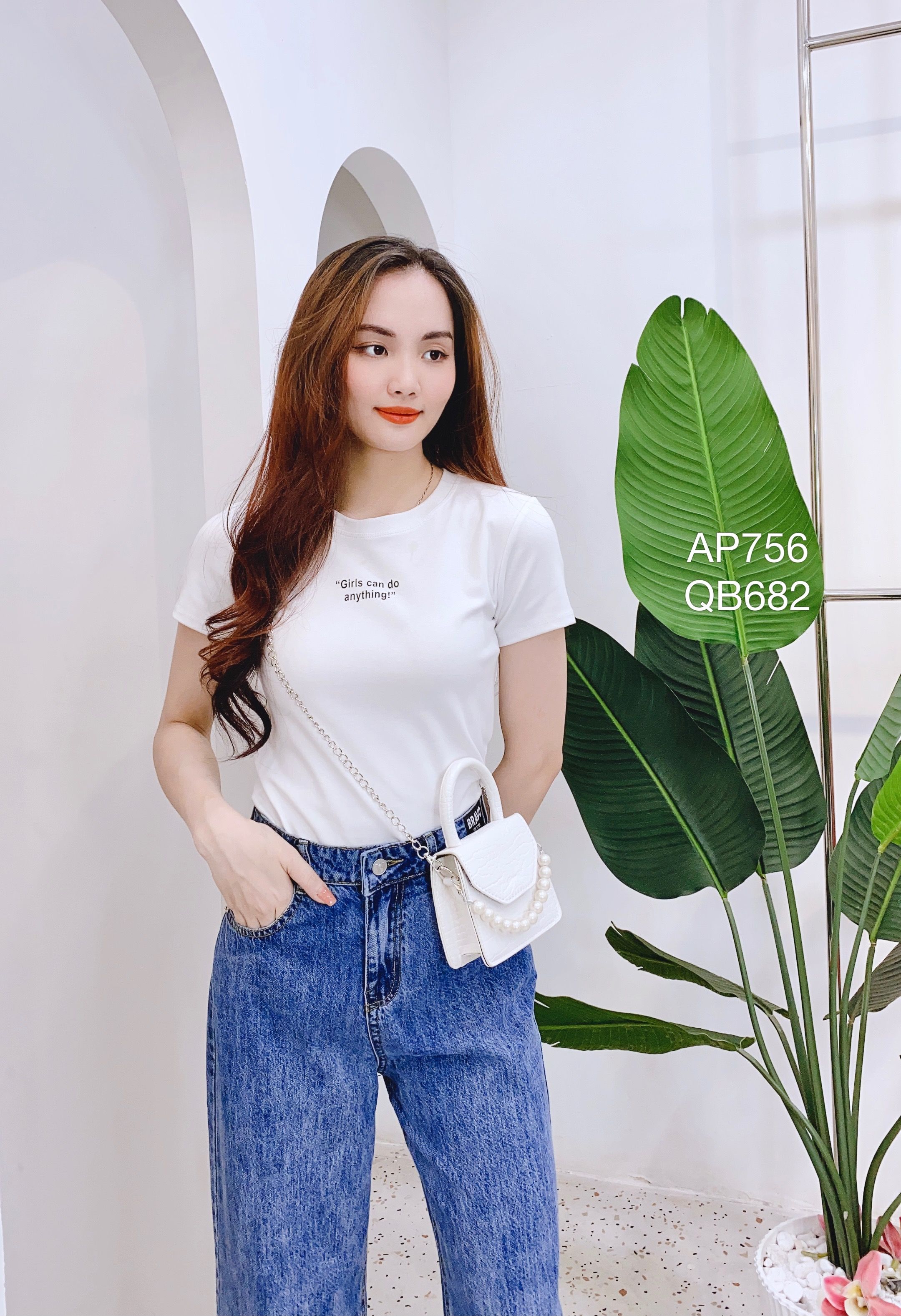 AP756 Áo phông chữ Girls