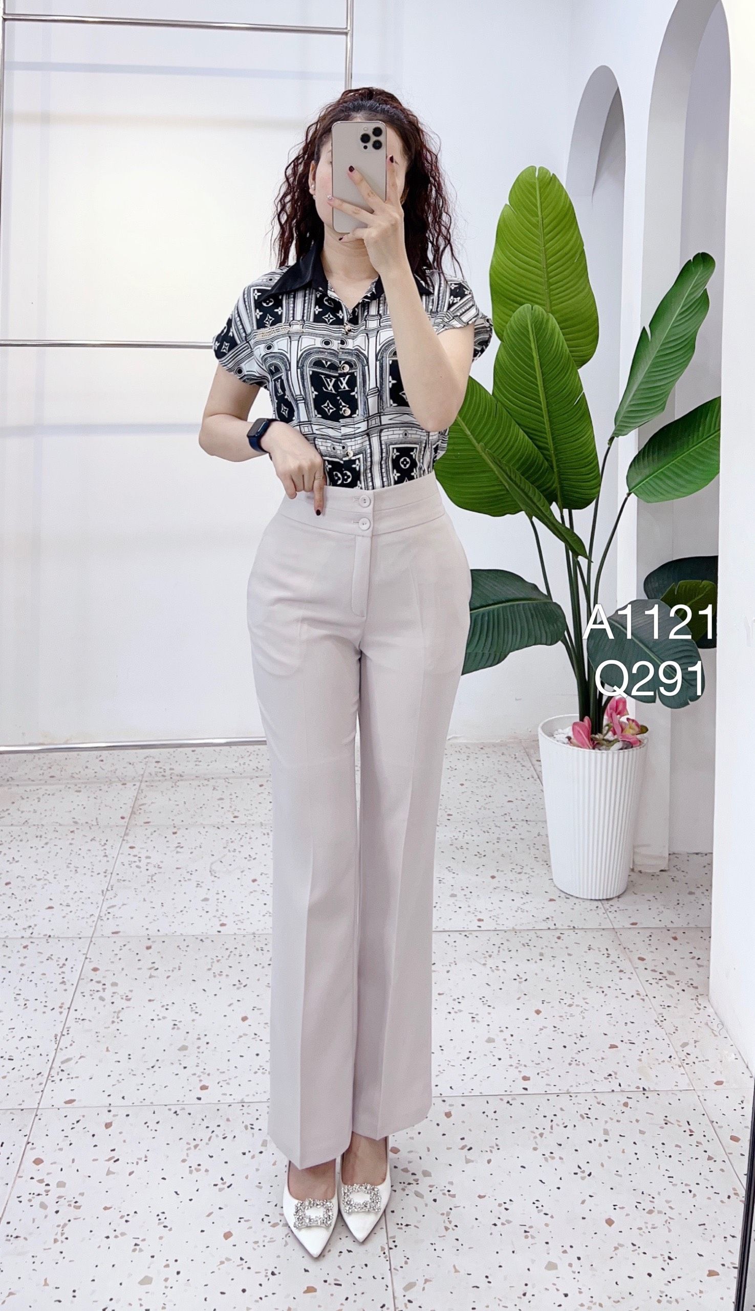 A1121 - áo cửa sổ LV