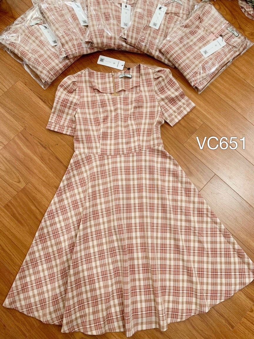 Vx651 Váy xòe kẻ cộc tay