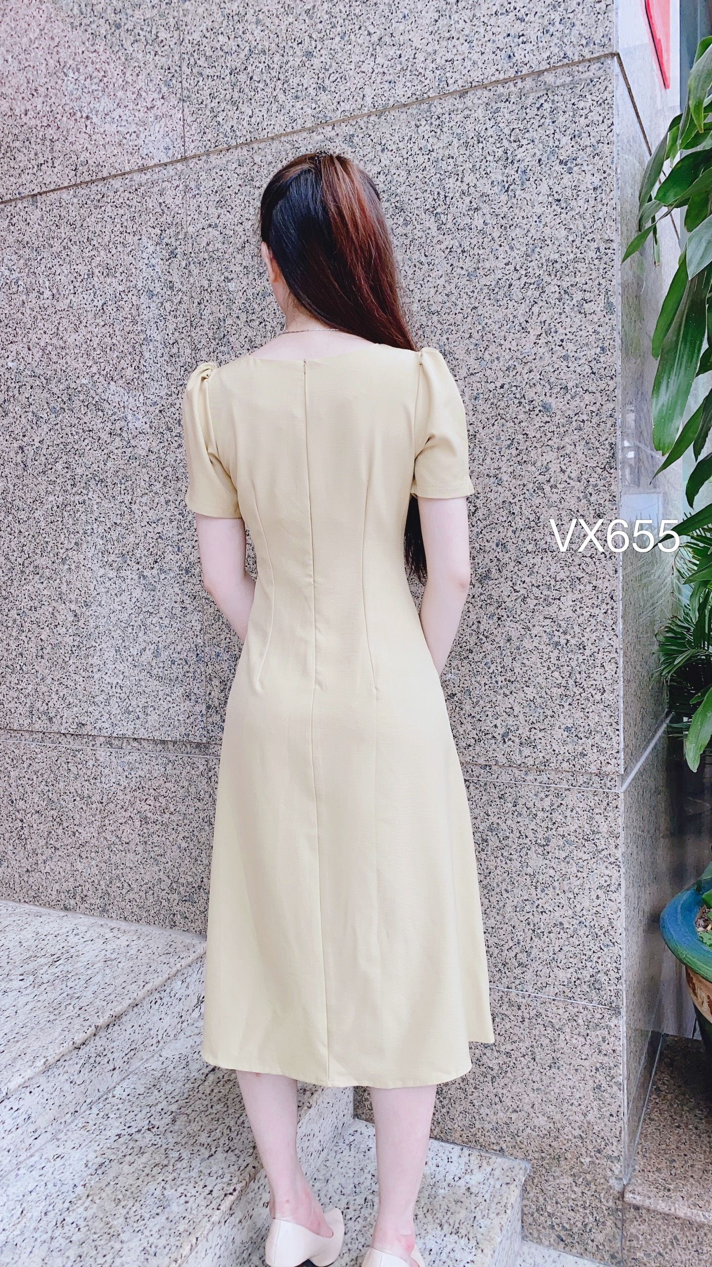 VX655 váy ly ngực cúc gỗ