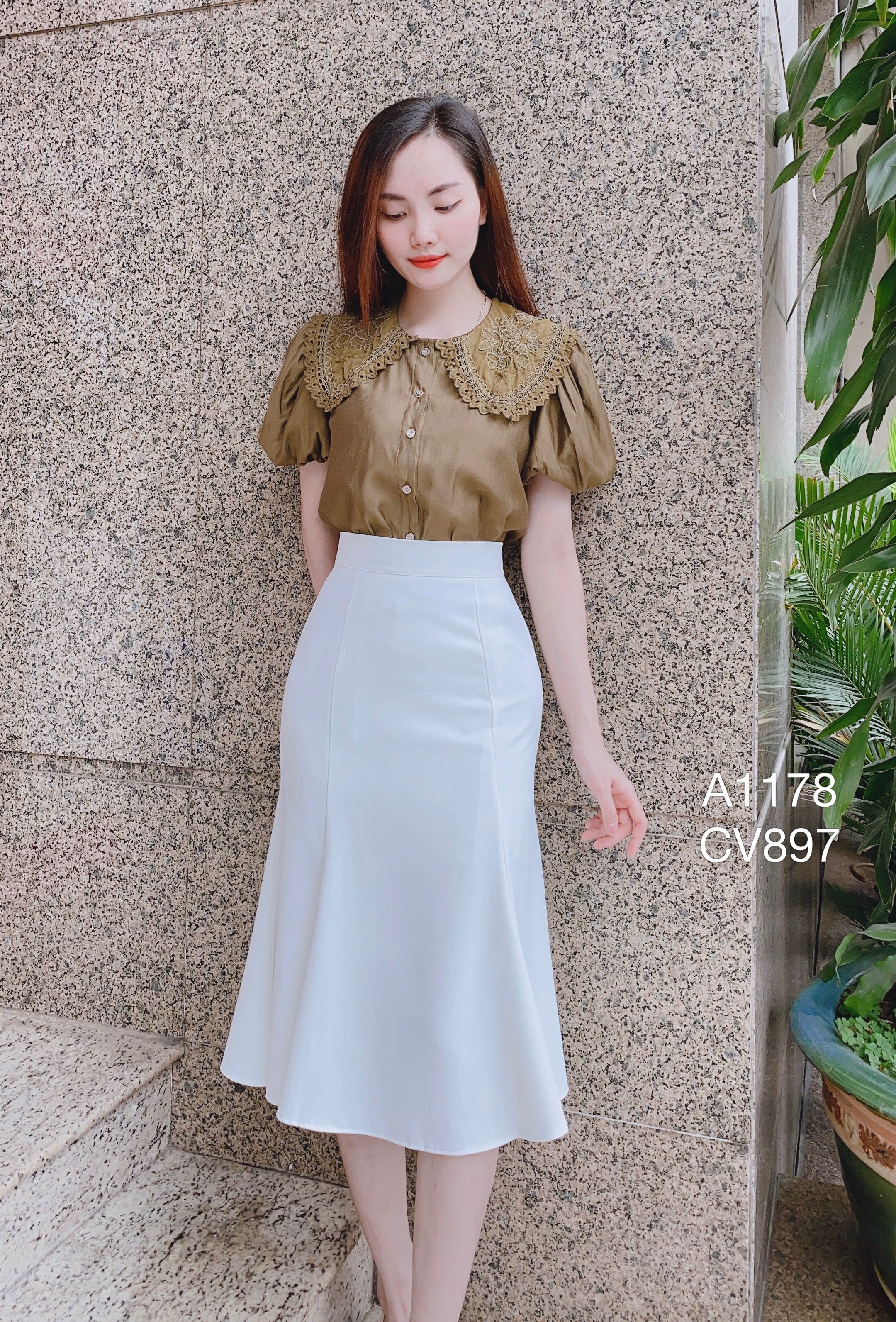 A1178 sơ mi cổ ren tay bồng 5 cúc