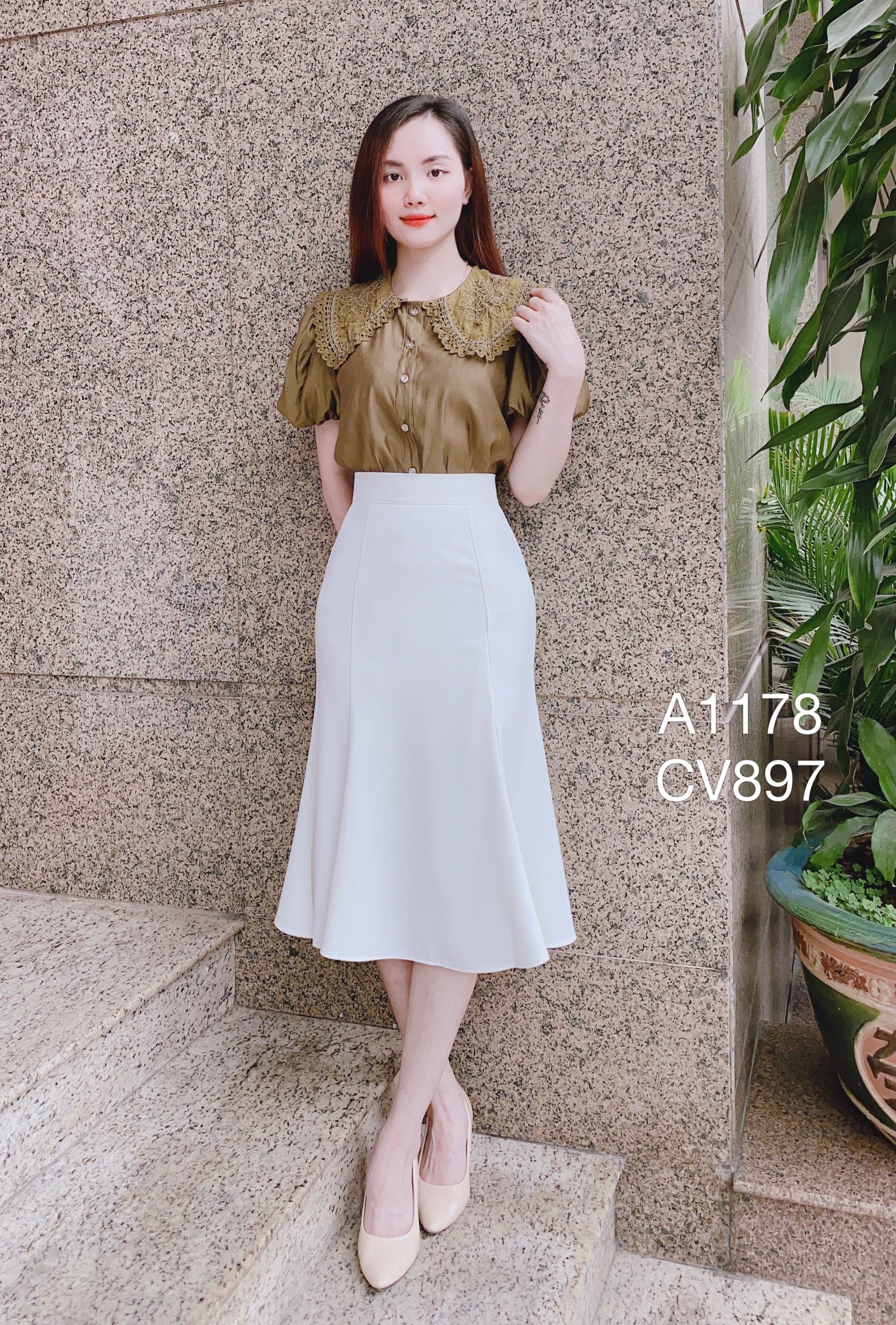 A1178 sơ mi cổ ren tay bồng 5 cúc