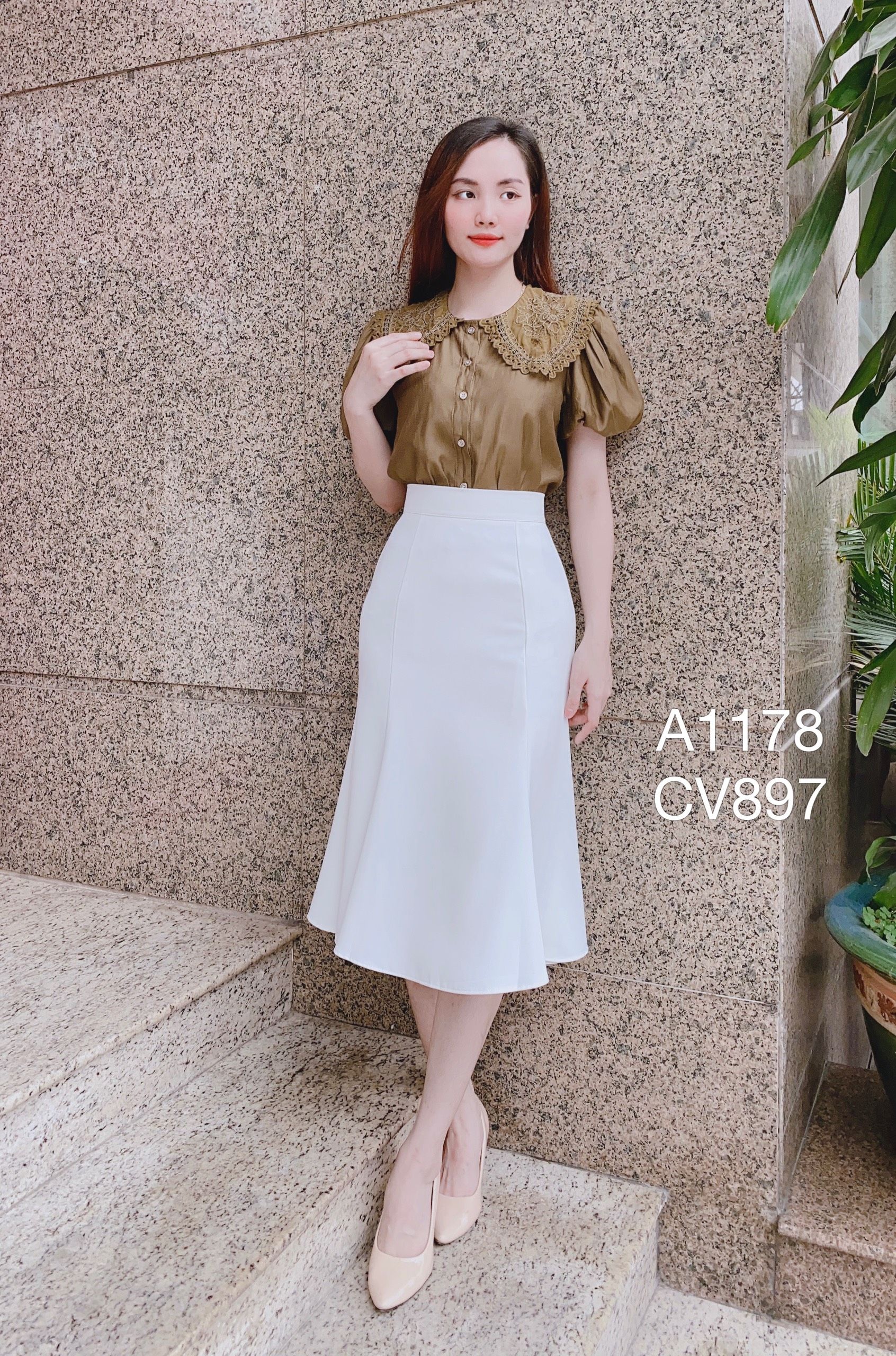 A1178 sơ mi cổ ren tay bồng 5 cúc