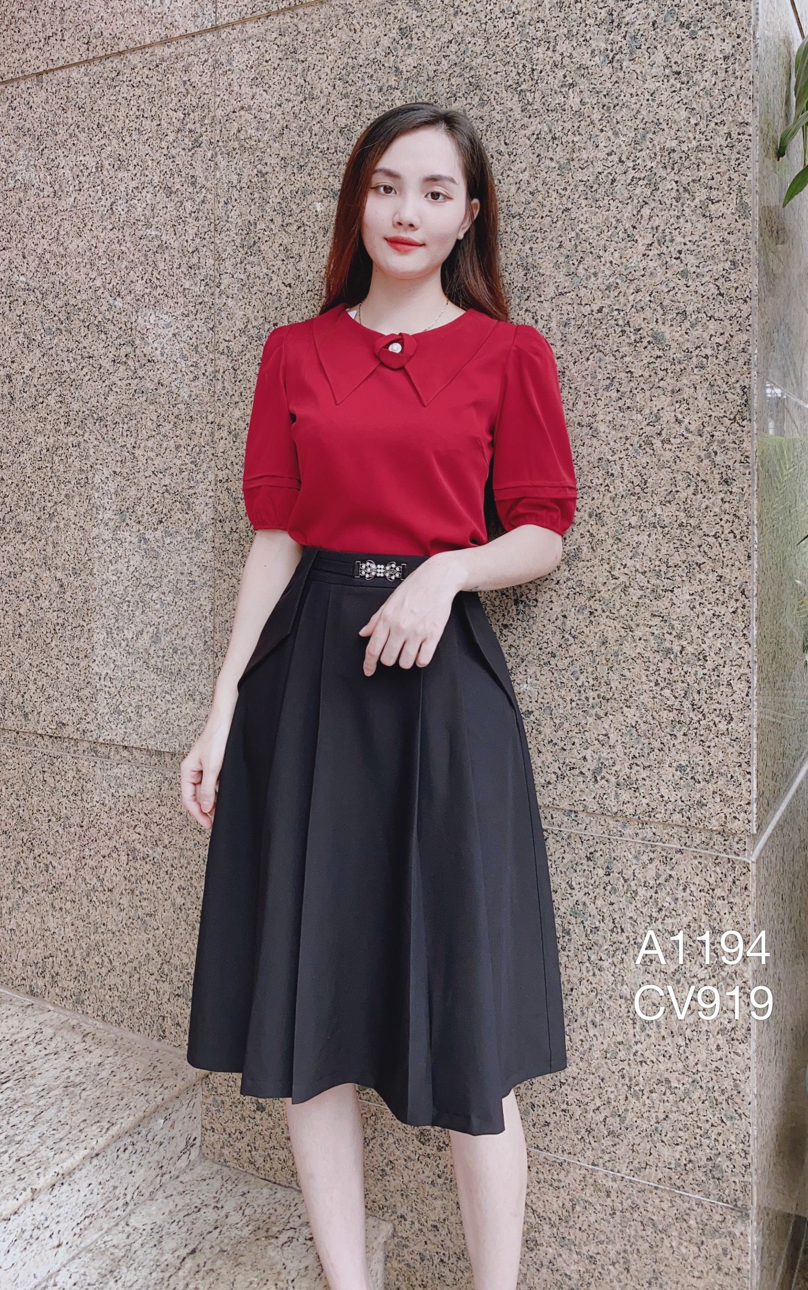 Chân váy đỏ dáng xòe lưng cao CV07-12 | Thời trang công sở K&K Fashion