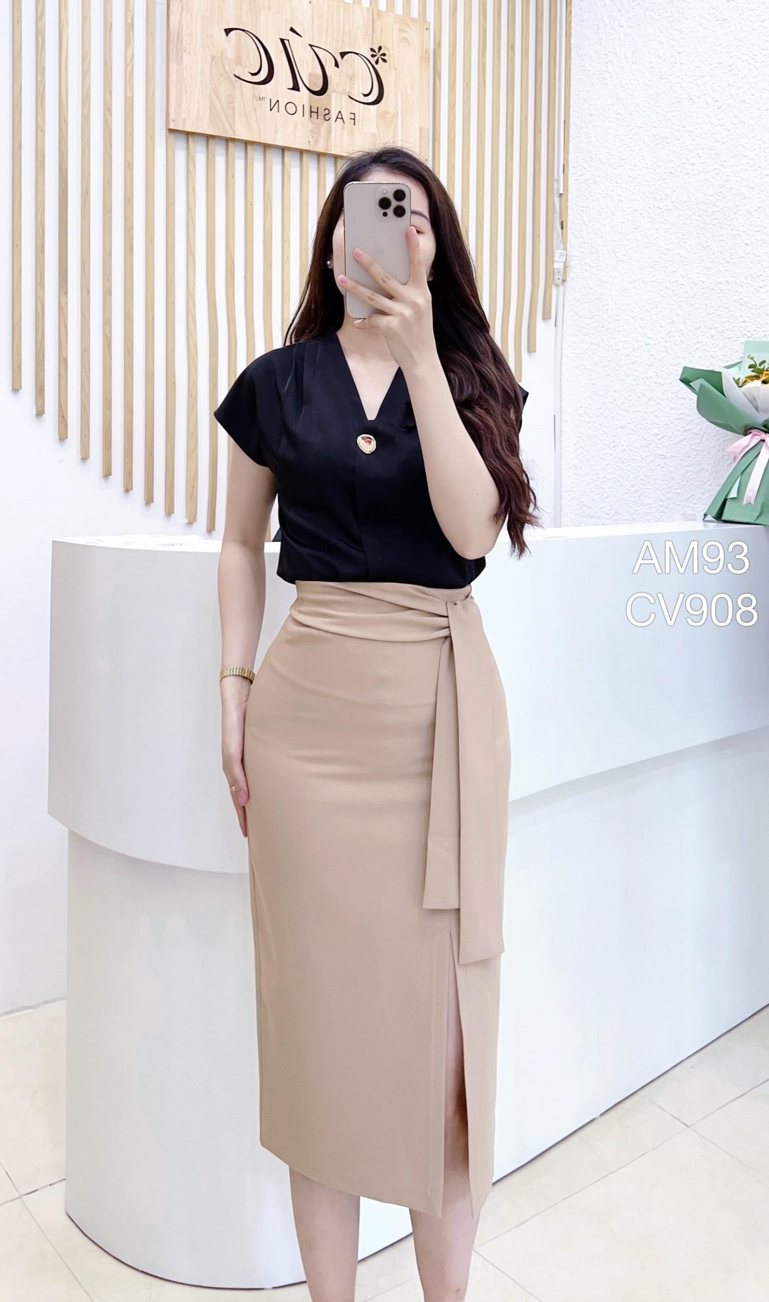 CV908 Chân váy xẻ trước nơ vắt