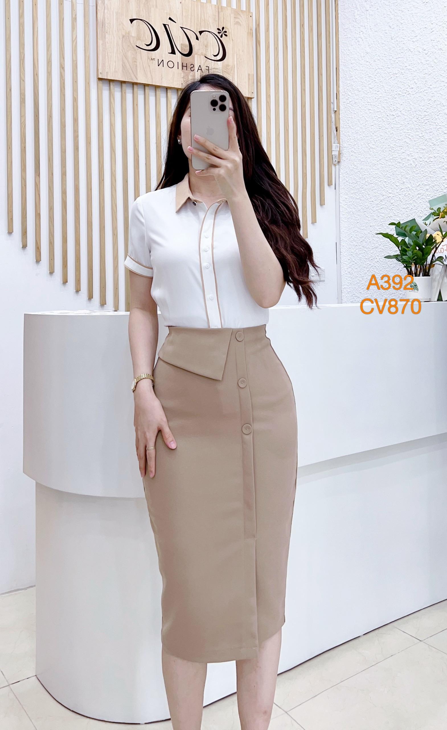 CV870 CV 3 cúc bọc xẻ trước
