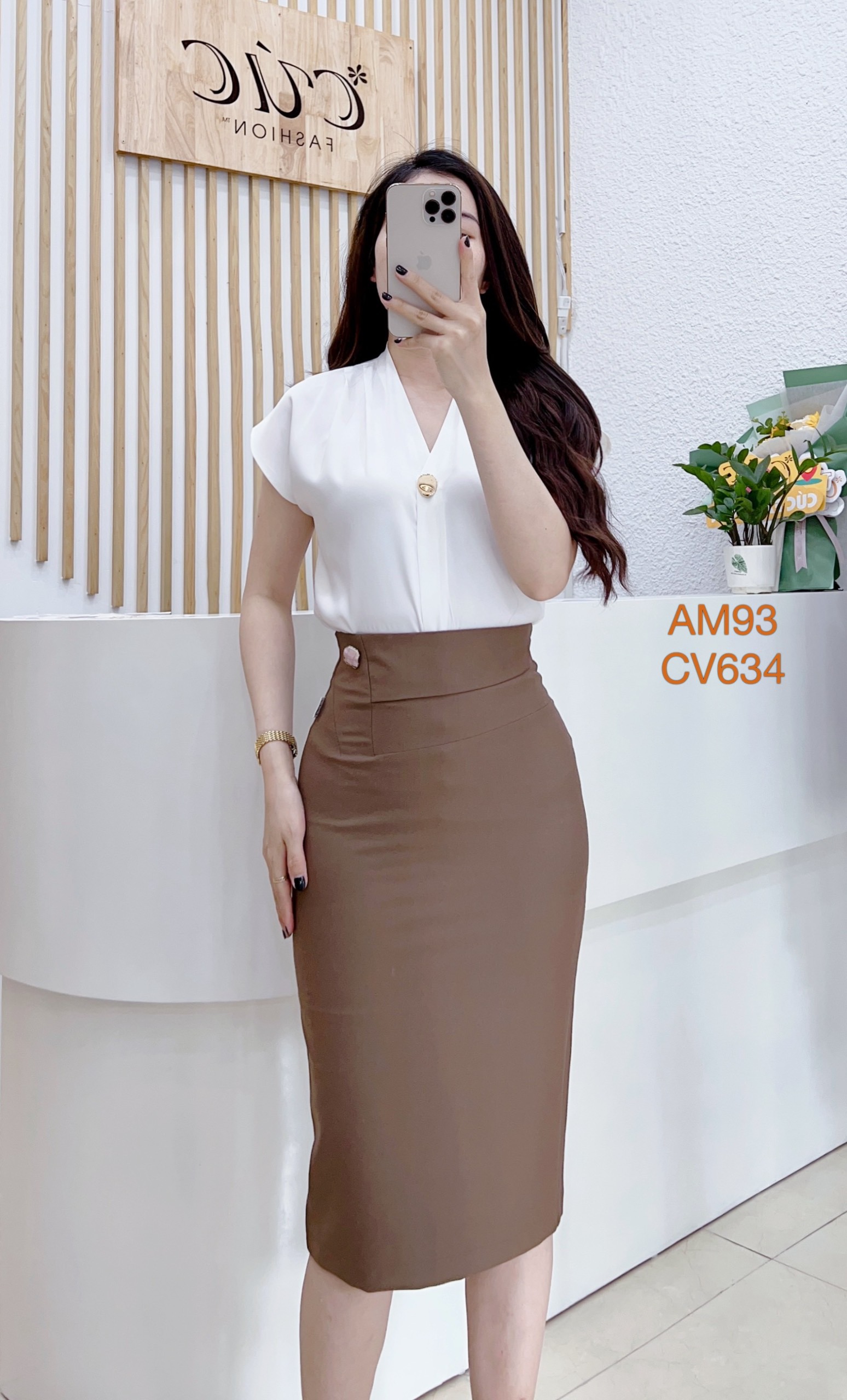 CV634 CV 1 cúc đá lệch