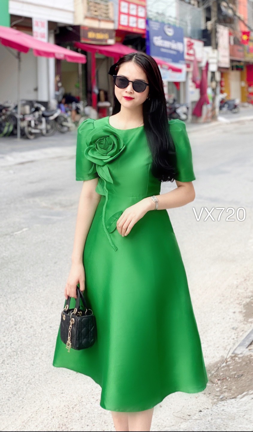 Váy cổ đứng - Màu xanh lá đậm - Ladies | H&M VN
