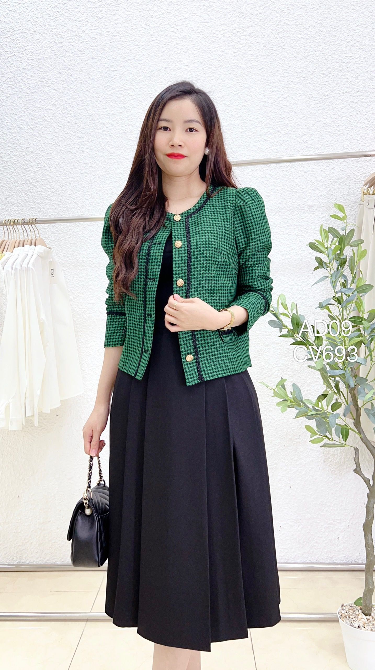 AD09 Áo dạ kẻ cúc vàng