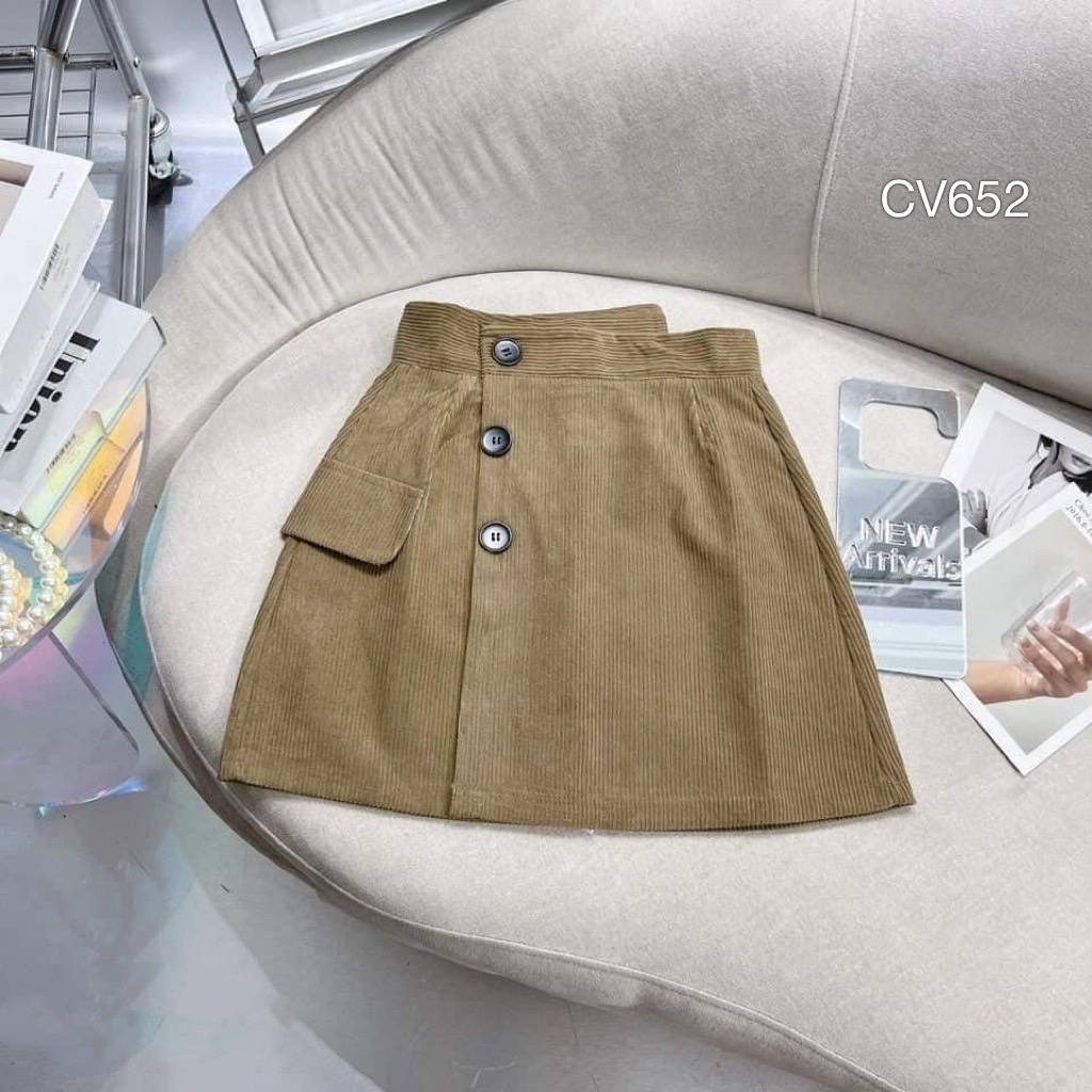 CV652 CV ngắn 3 cúc lệch