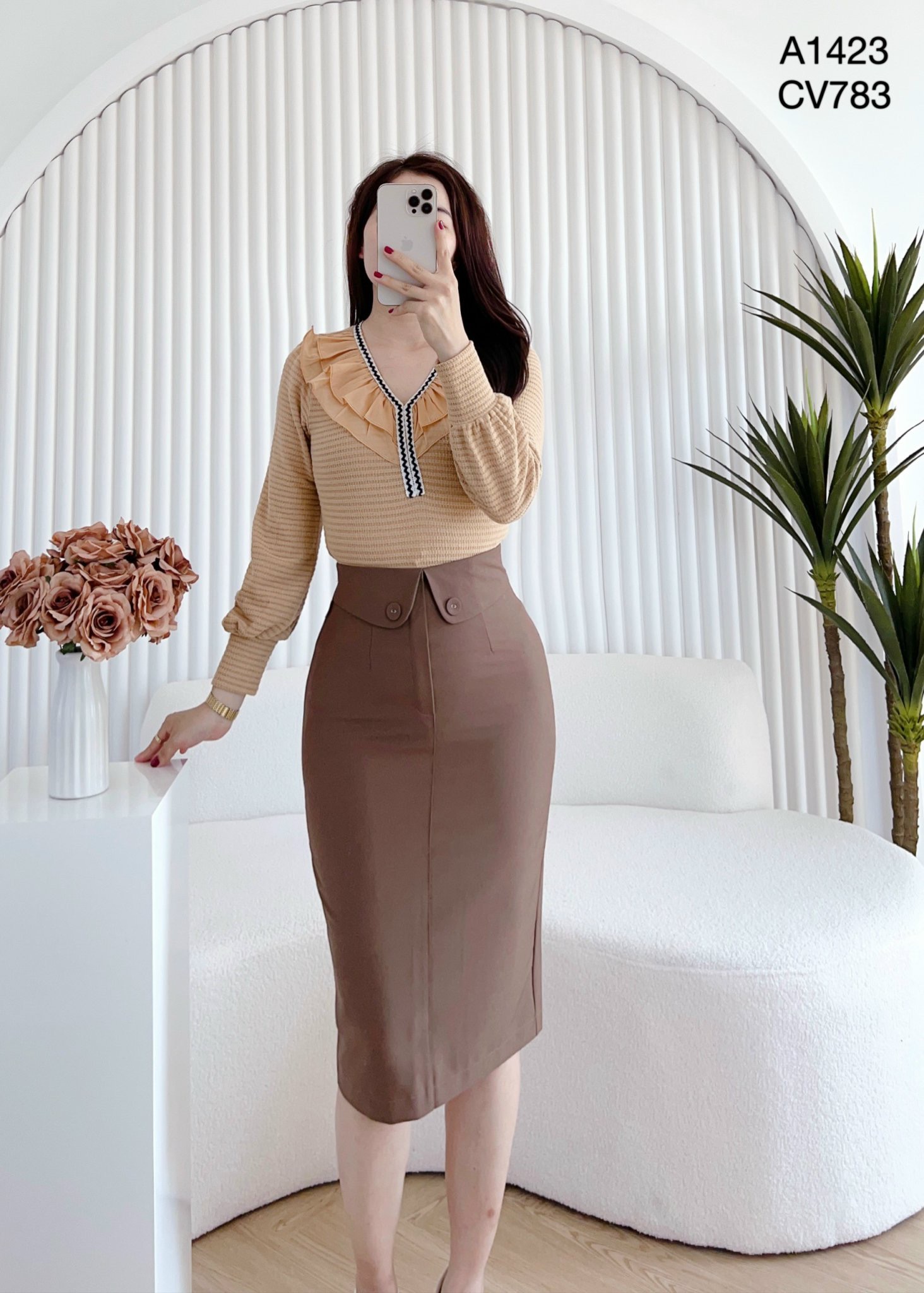 CV783 cv vạt cong 2 cúc bọc