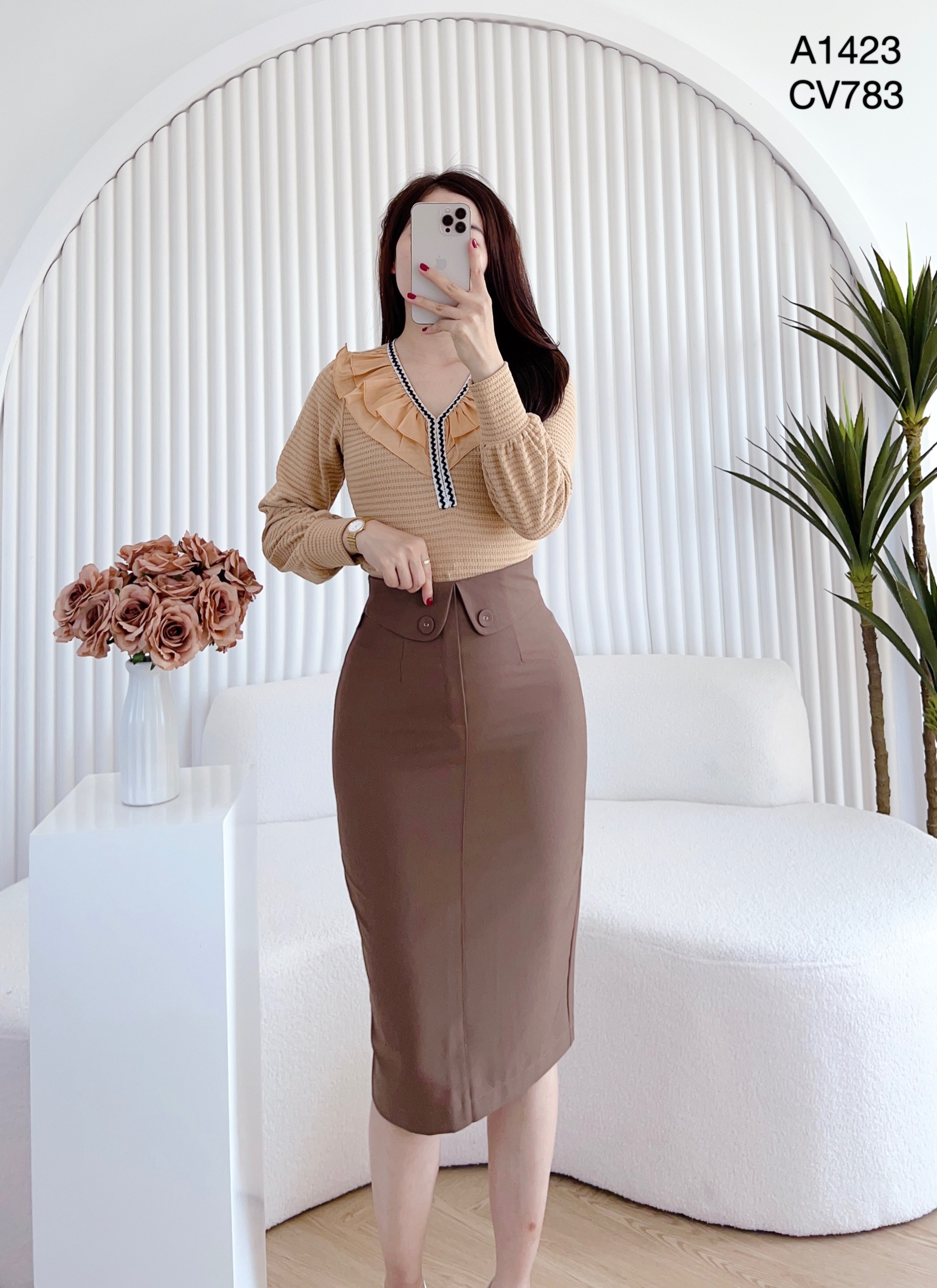 CV783 cv vạt cong 2 cúc bọc
