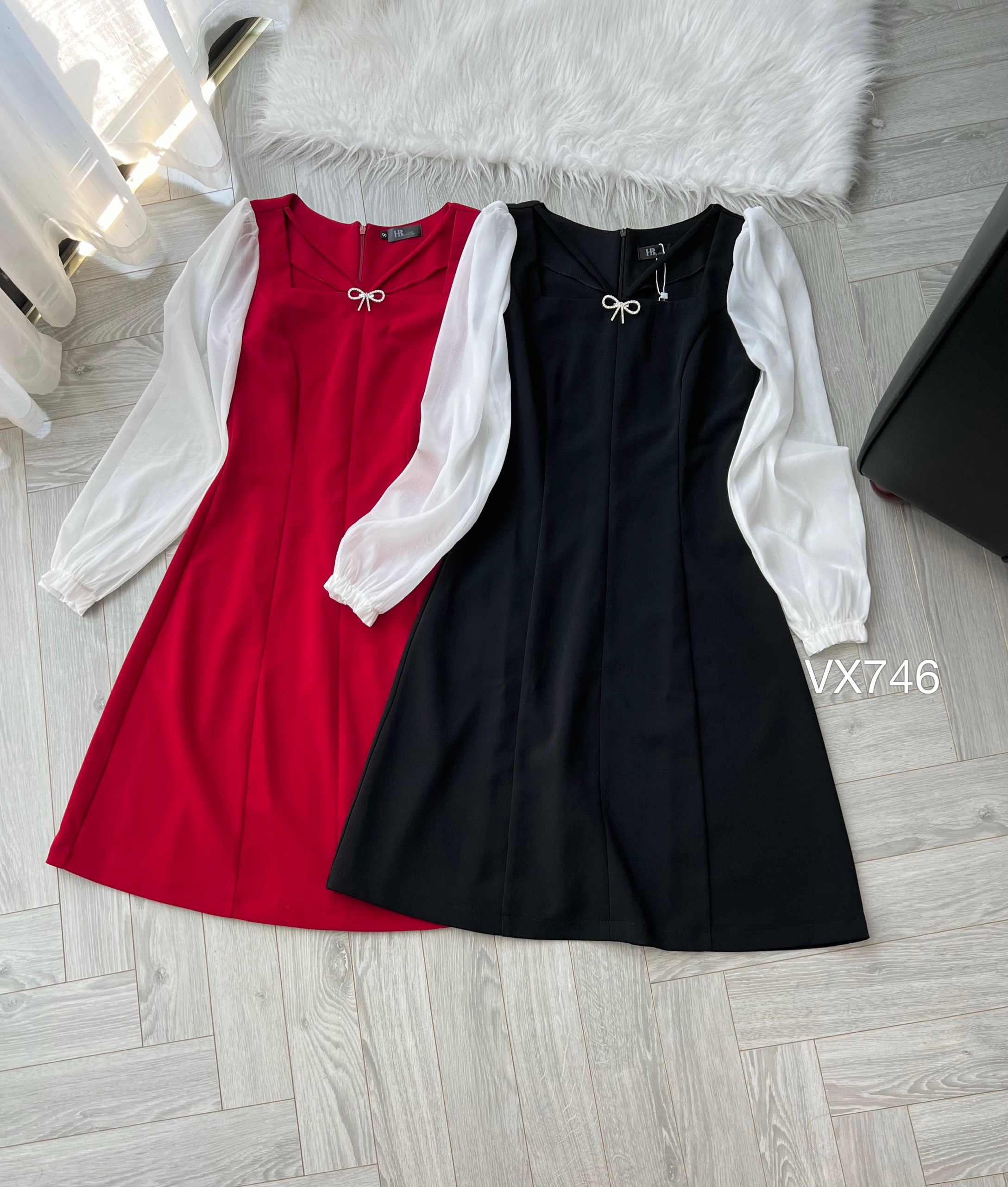 VX746 Váy nơ chéo cổ