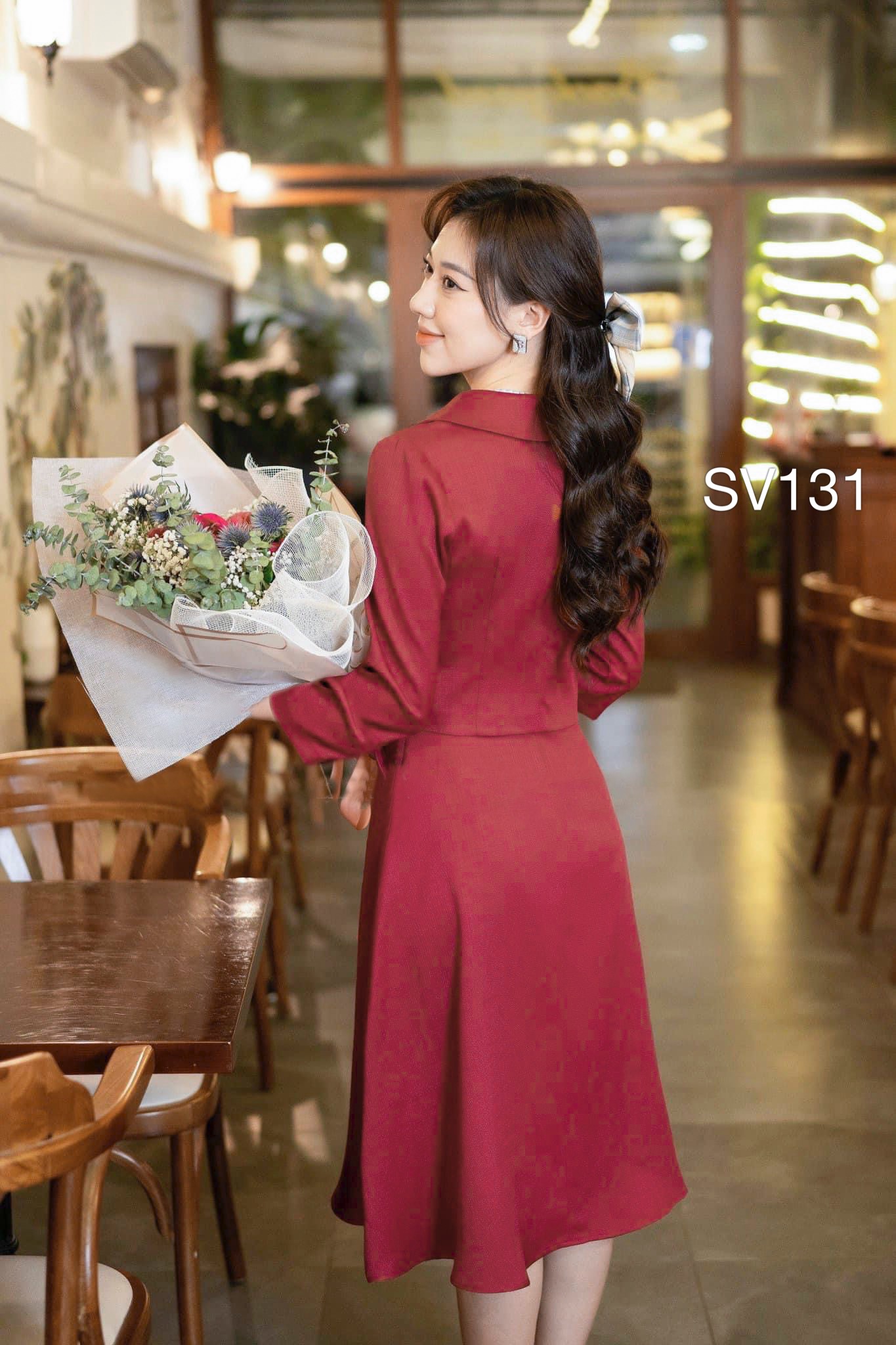 SV131 Set xòe khoác dài