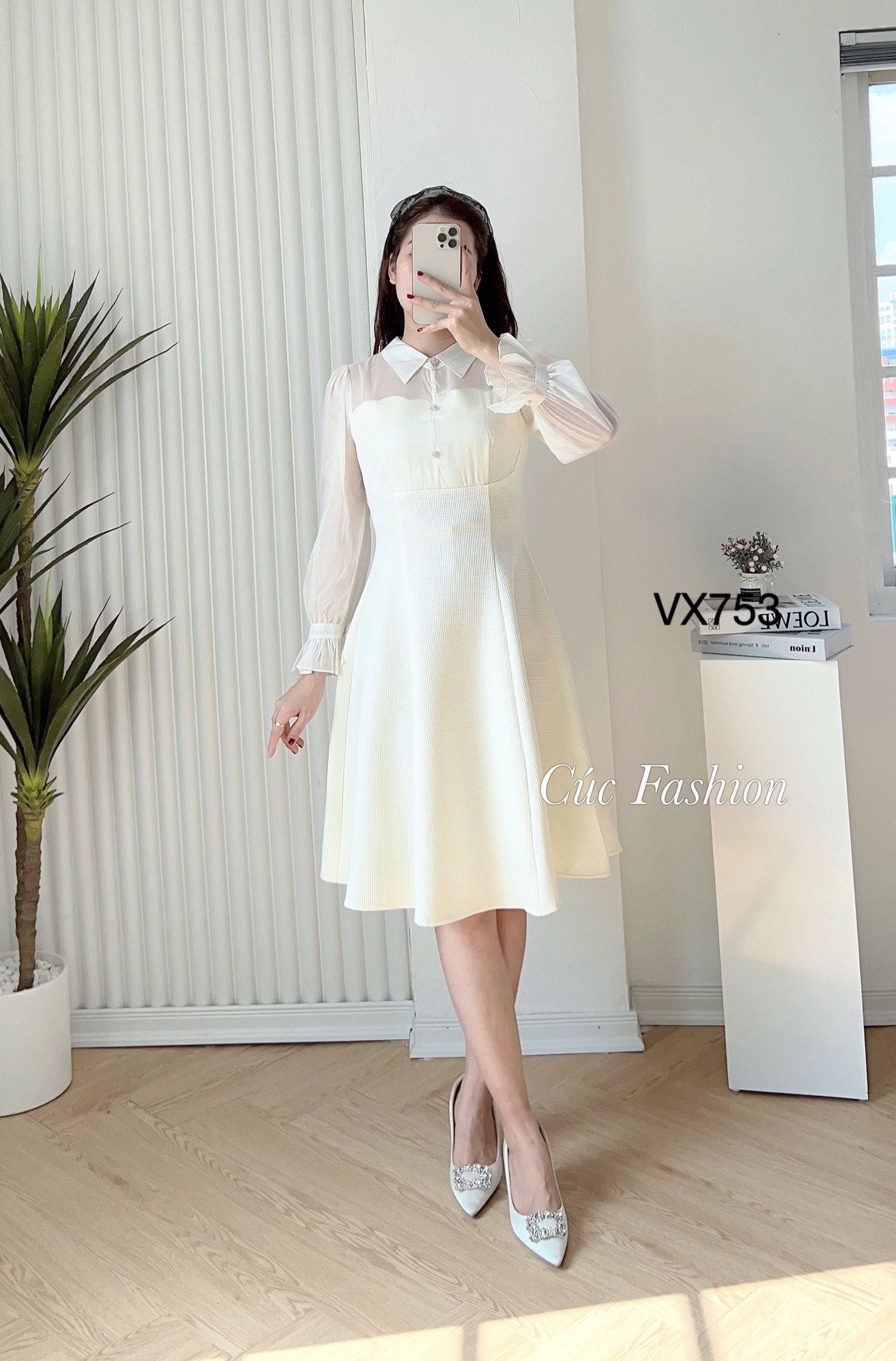 VX758 Váy dạ phối cổ đức