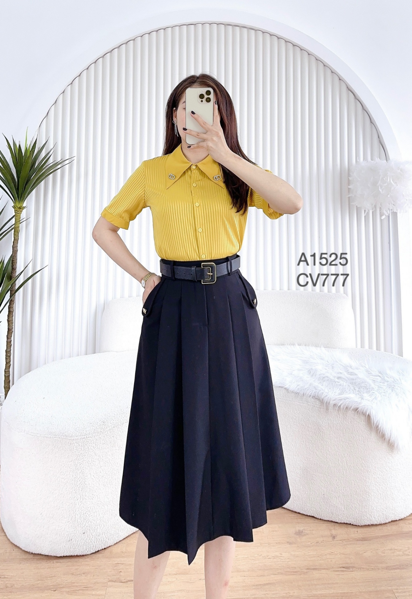 CV777 xòe ly đai 2 khuy túi