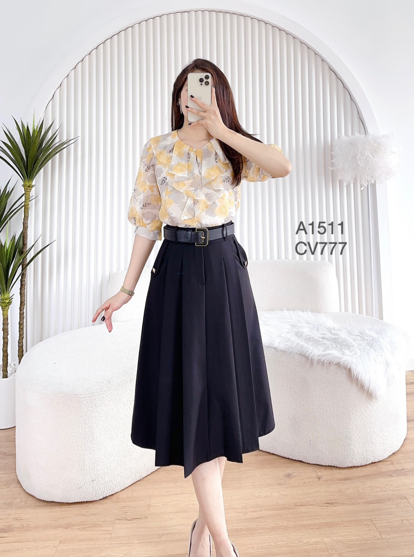 CV777 xòe ly đai 2 khuy túi