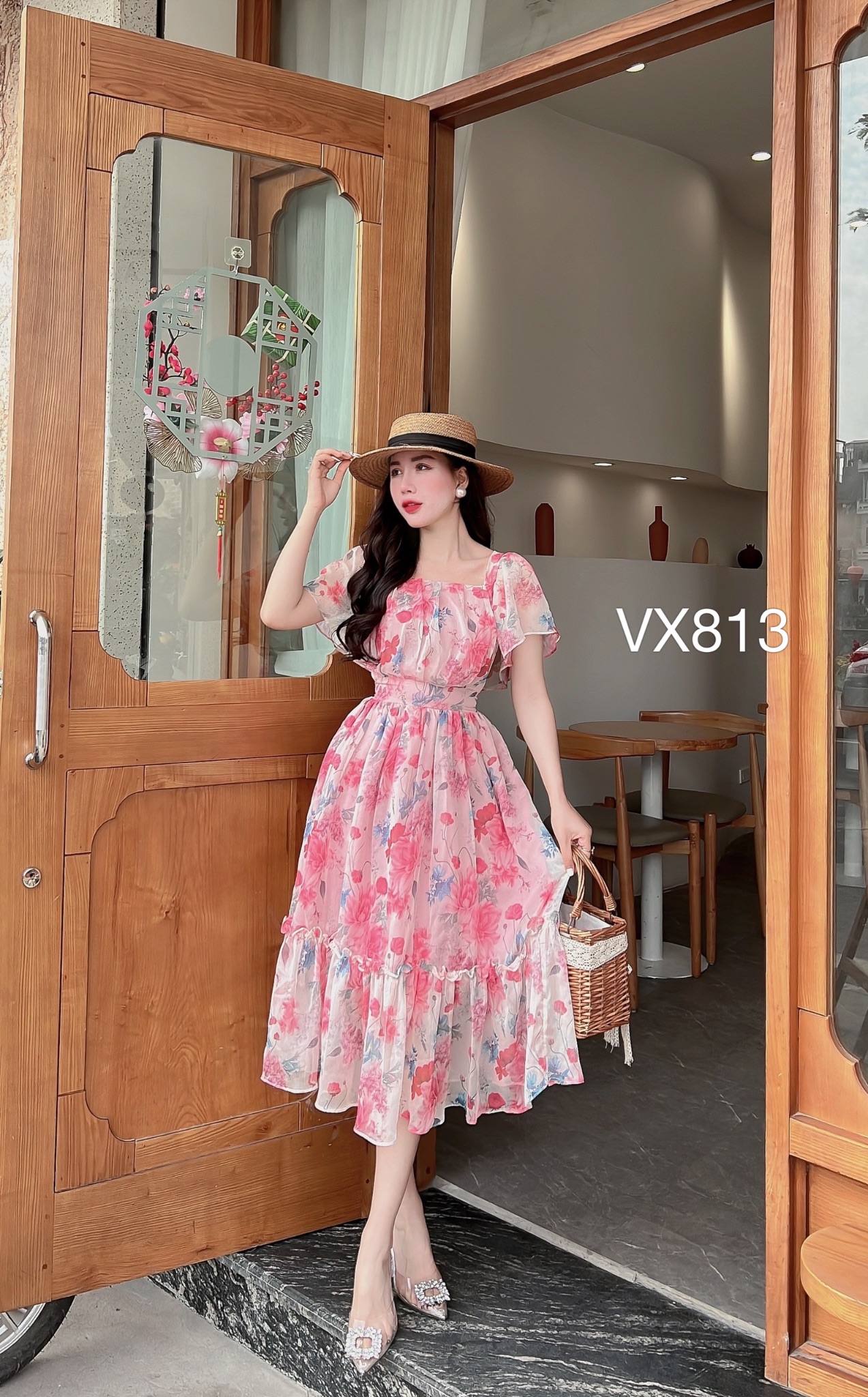 Mua Váy Hoa Nhí Nữ Màu Đỏ Tiểu Thư Đầm Hoa Đỏ Voan Tơ Uzllang - M tại Dino  Fashion | Tiki