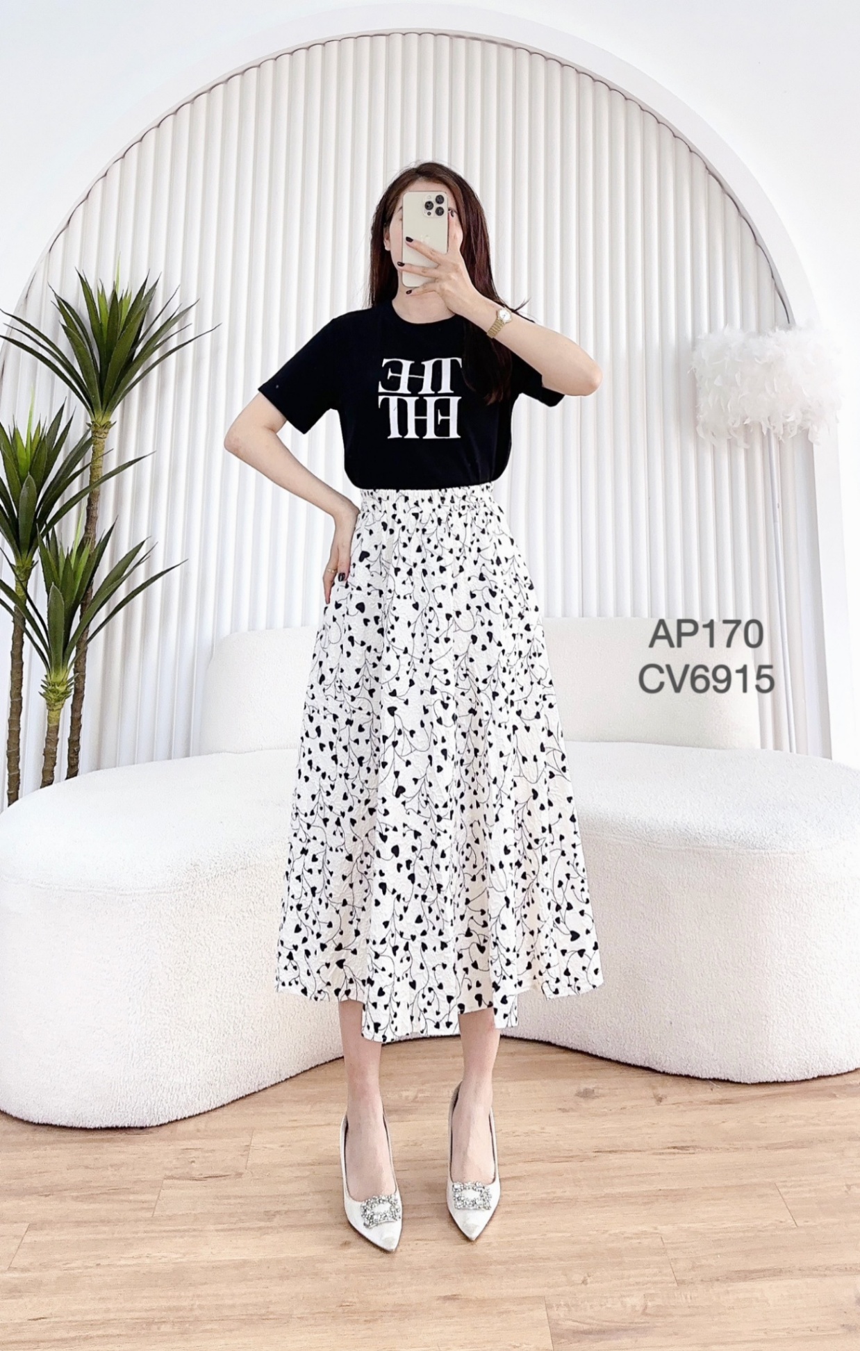 CV6915  CV xòe chấm bi