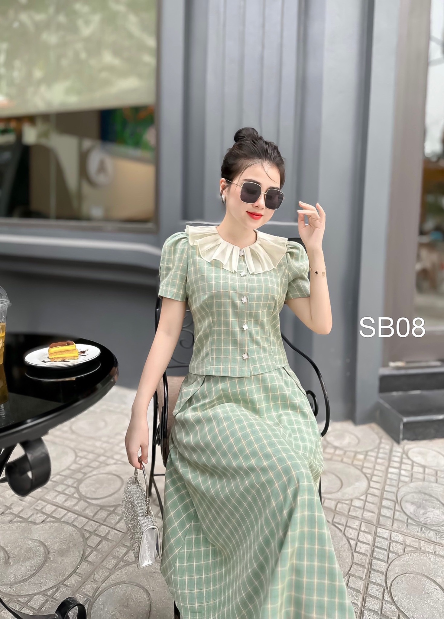 SB08 set kẻ cổ tơ