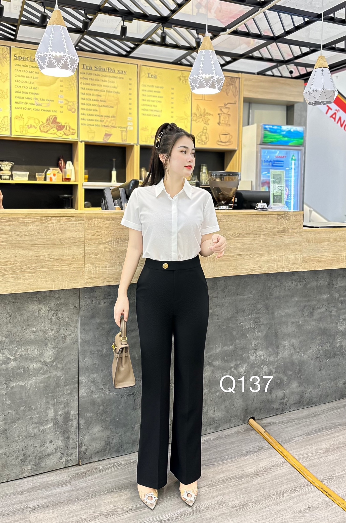 Q137 quần loe 1 cúc vàng