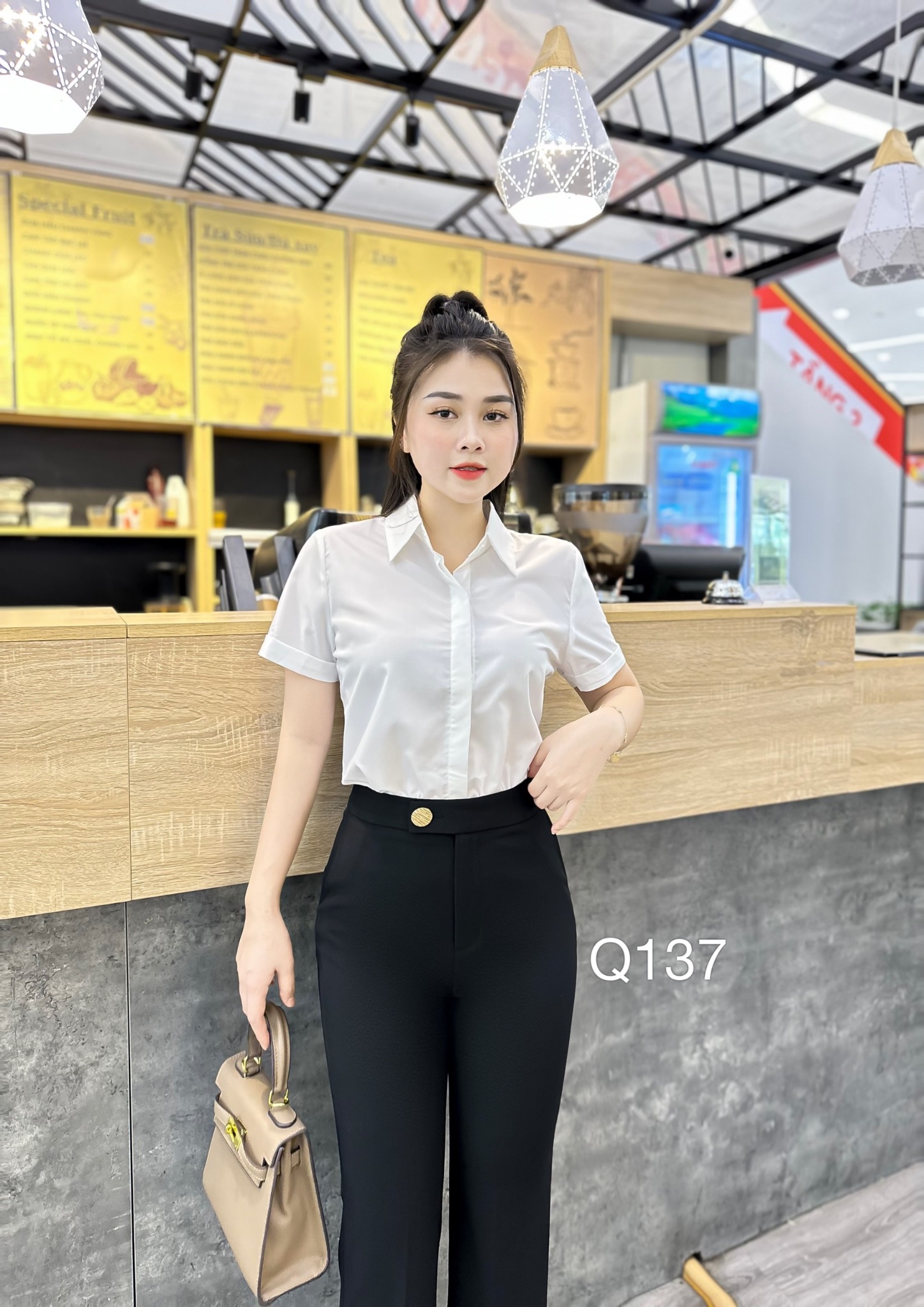 Q137 quần loe 1 cúc vàng