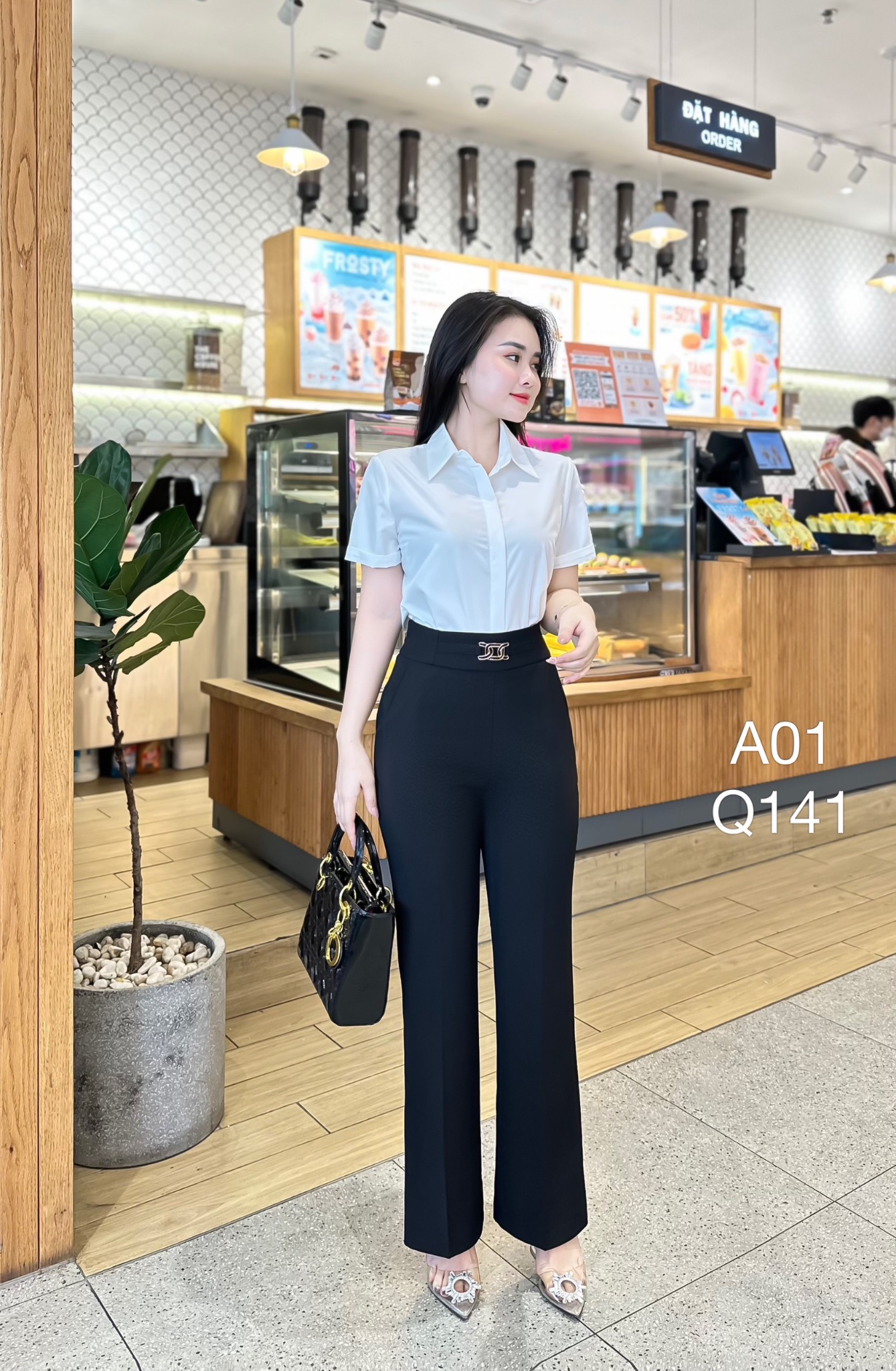 Q141 quần loe đai xoắn