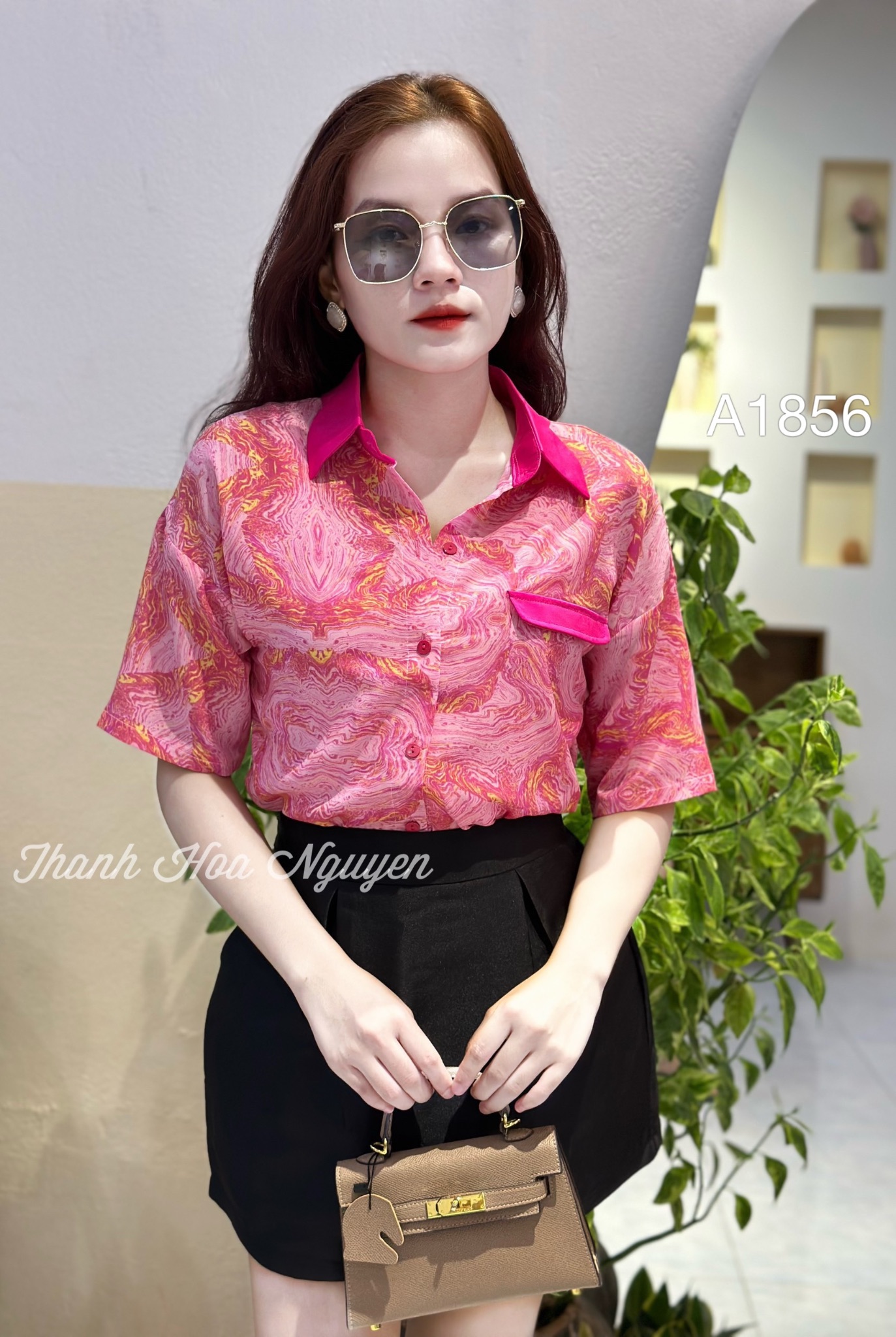 A1856 áo cổ bướm tay lửng