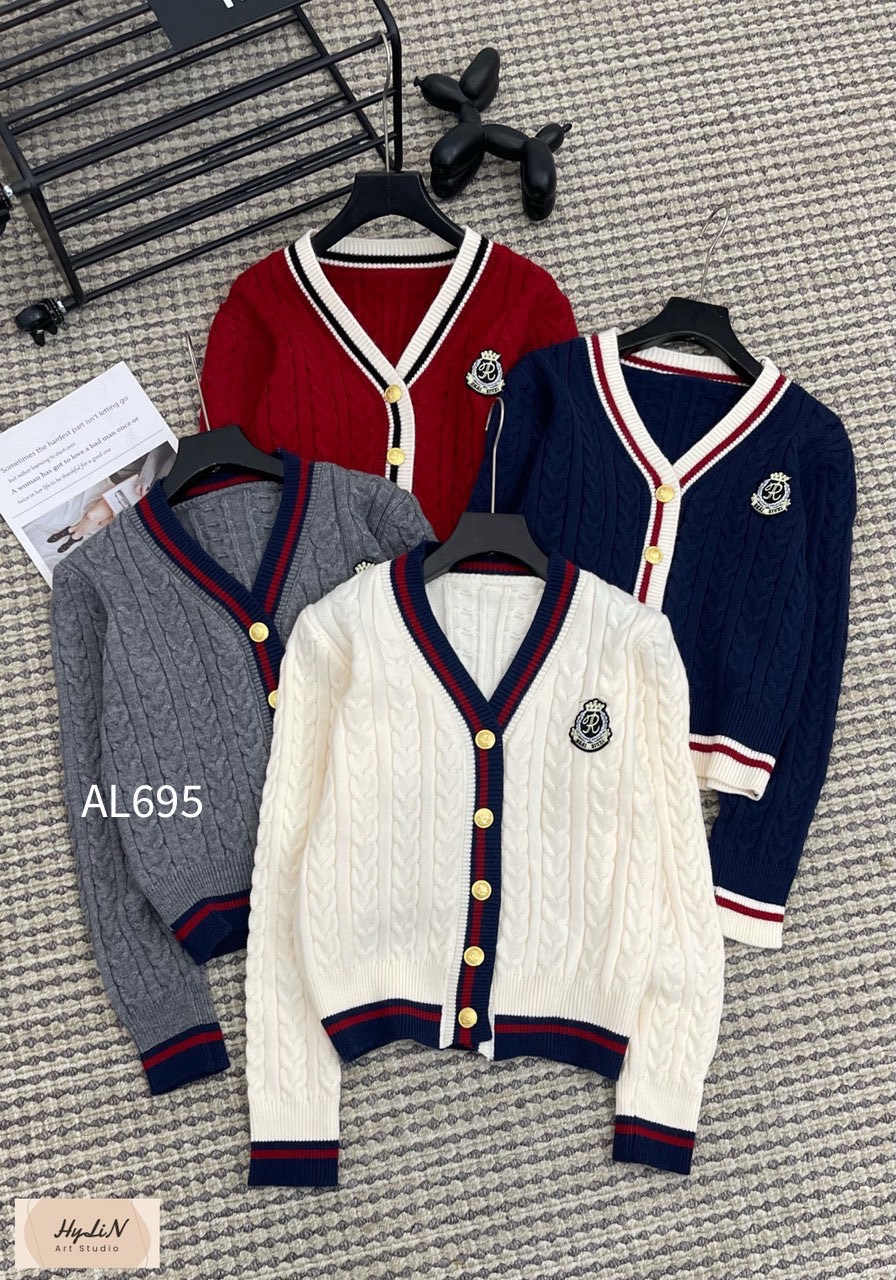 AL695 cardigan huy hiệu