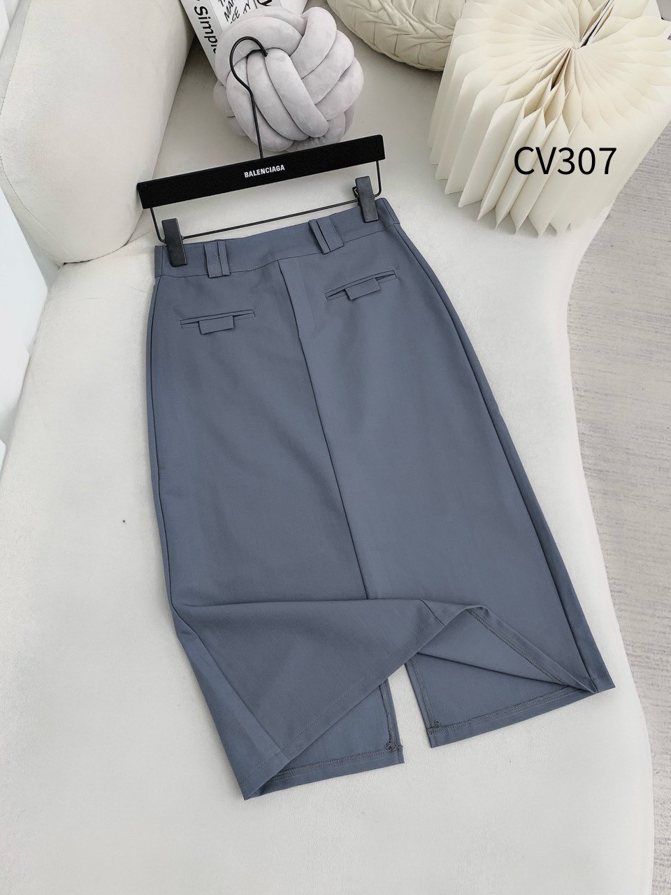 CV307 CV xuông xẻ sau 2 mép túi