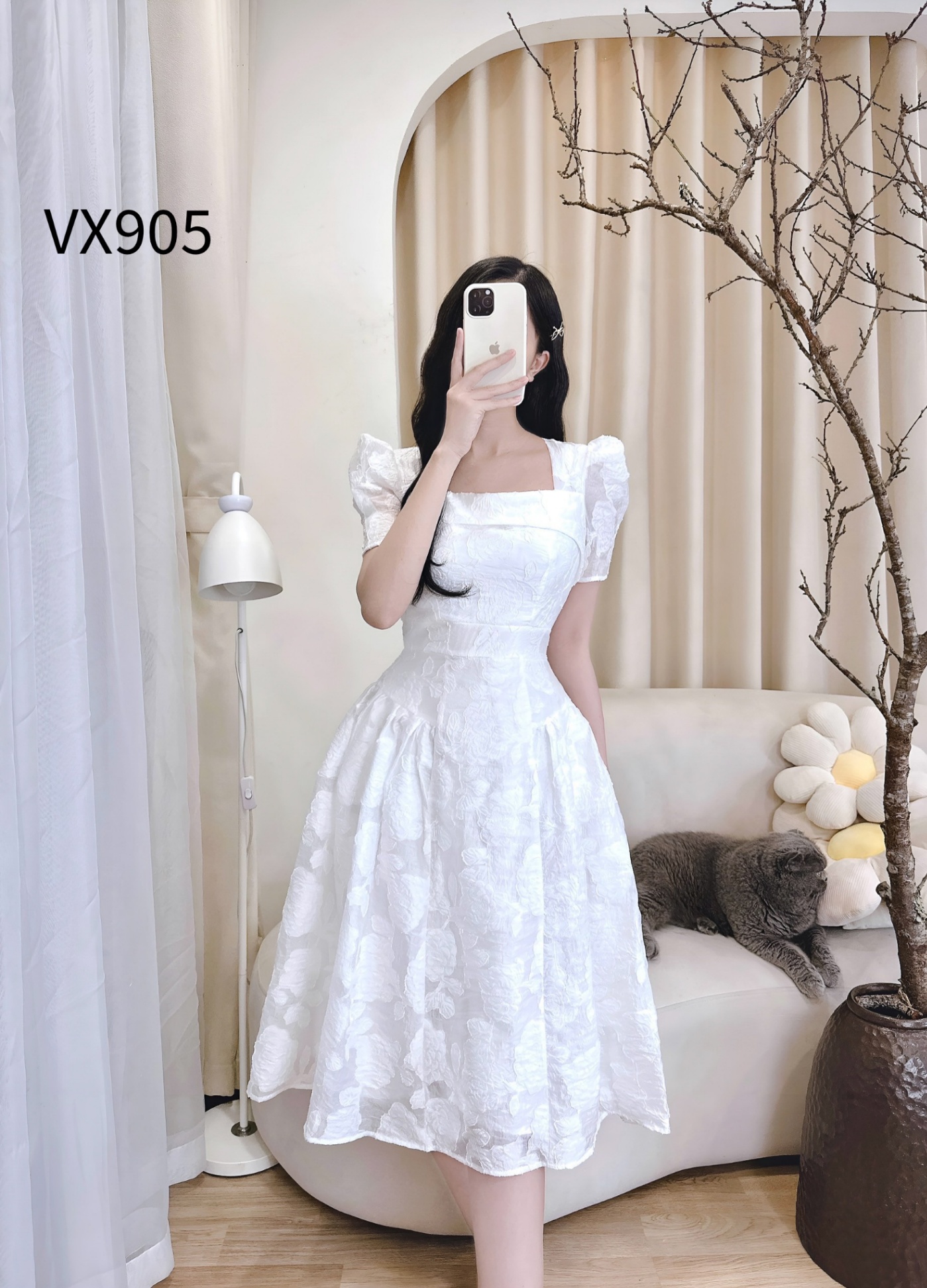 VX905 váy hoa nổi xòe cổ vuông