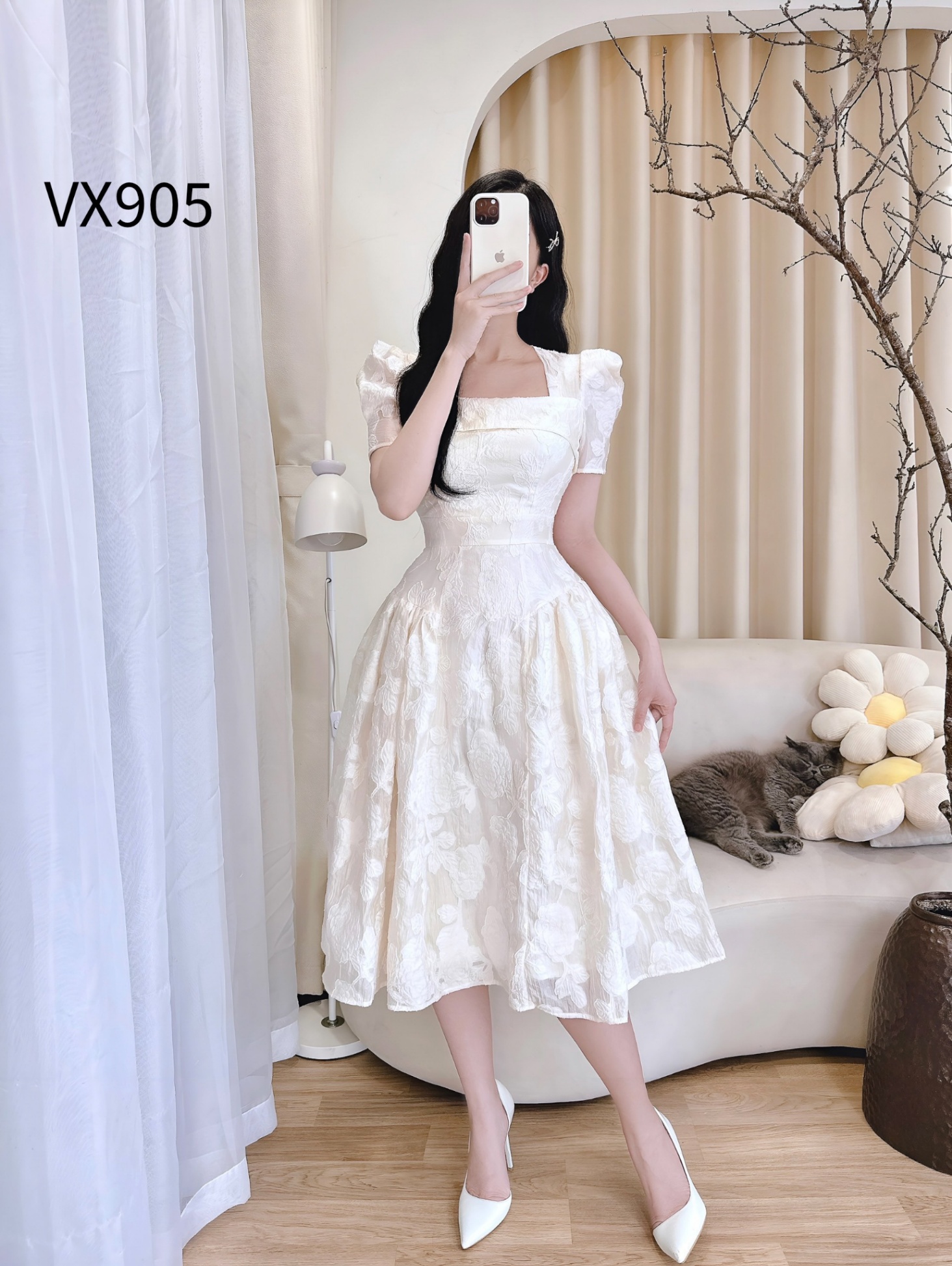 VX905 váy hoa nổi xòe cổ vuông