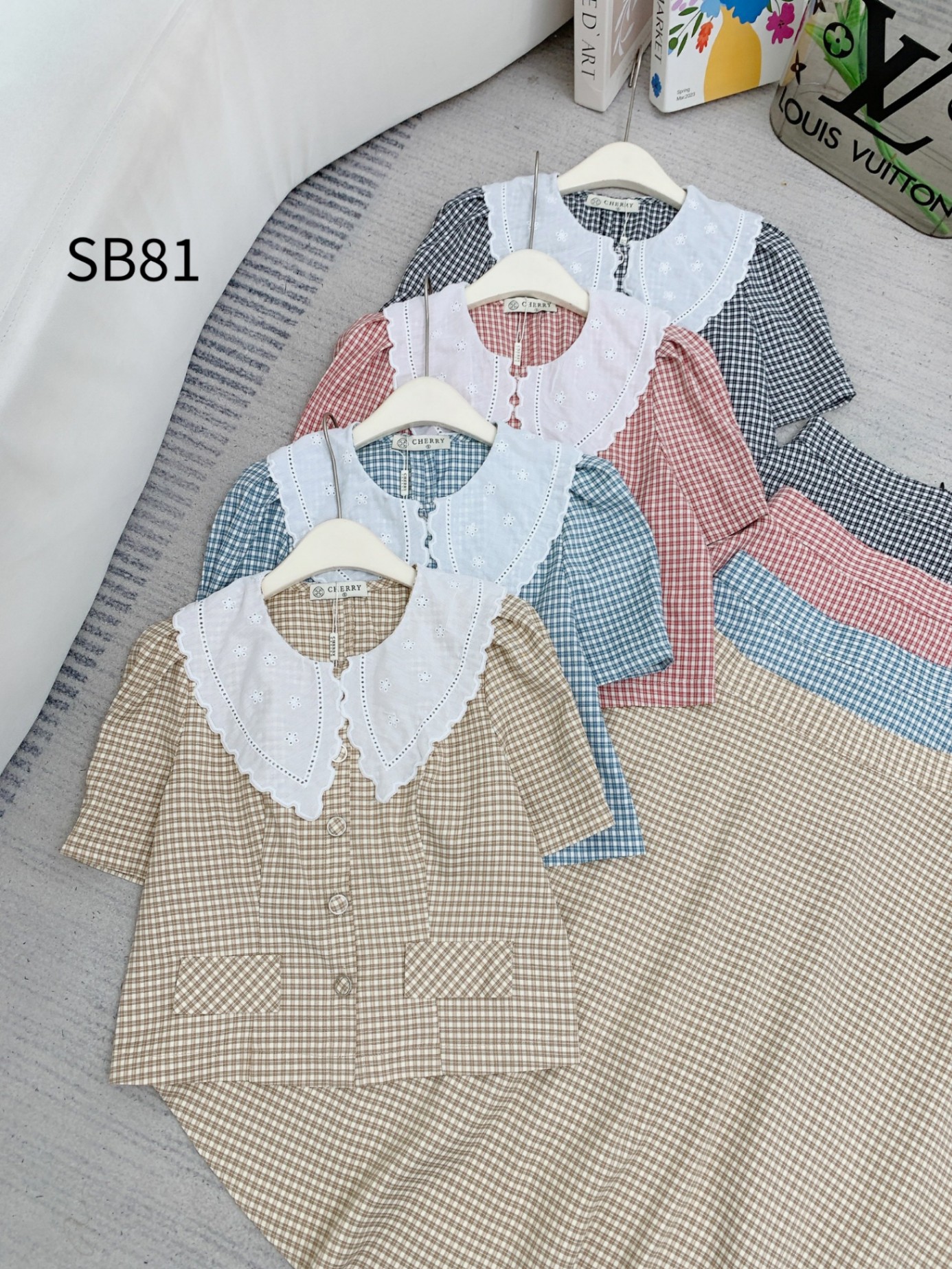 SB81 set váy kẻ xòe cổ phối