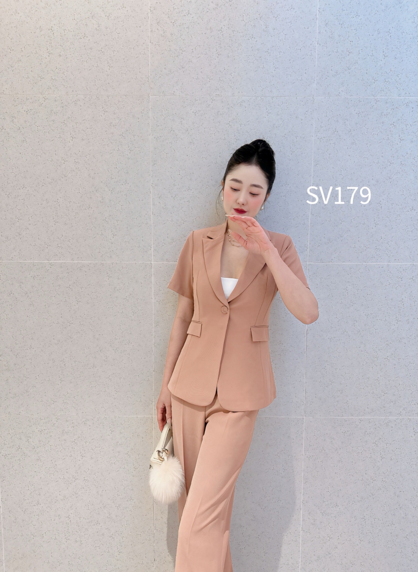 SV179 set vest cổ vếch quần xuông