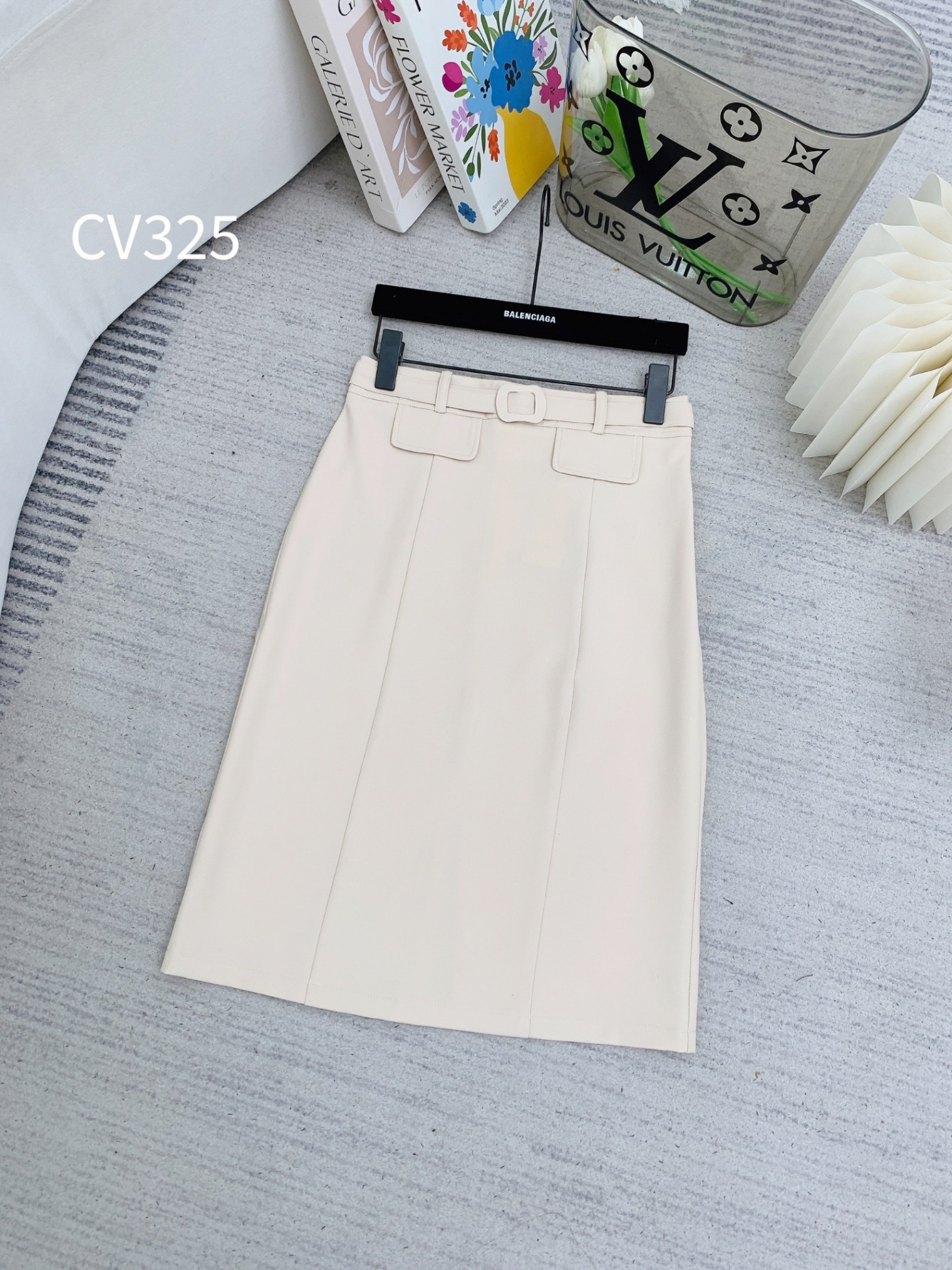 CV325 CV xuông đai vuông nắp túi