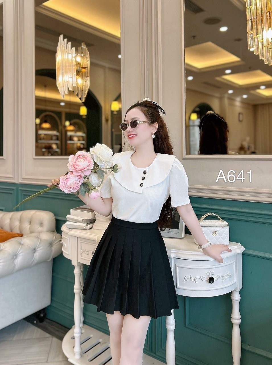 A641 áo ngắn tay 3 khuy miumiu