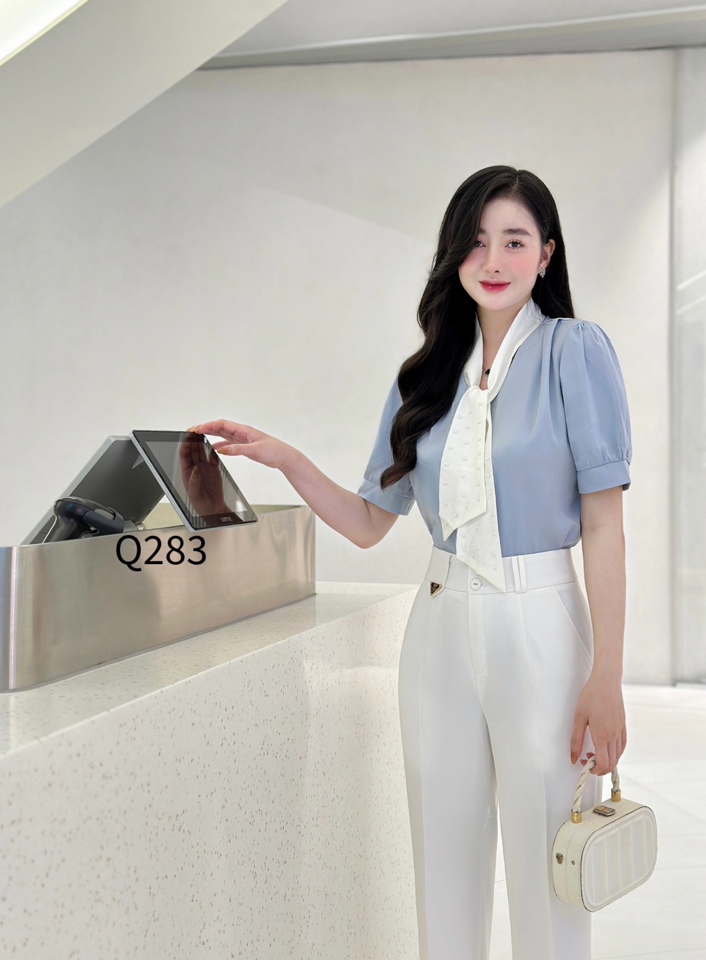 Q283 quần loe nhẹ 2 cúc bọc đỉa tag