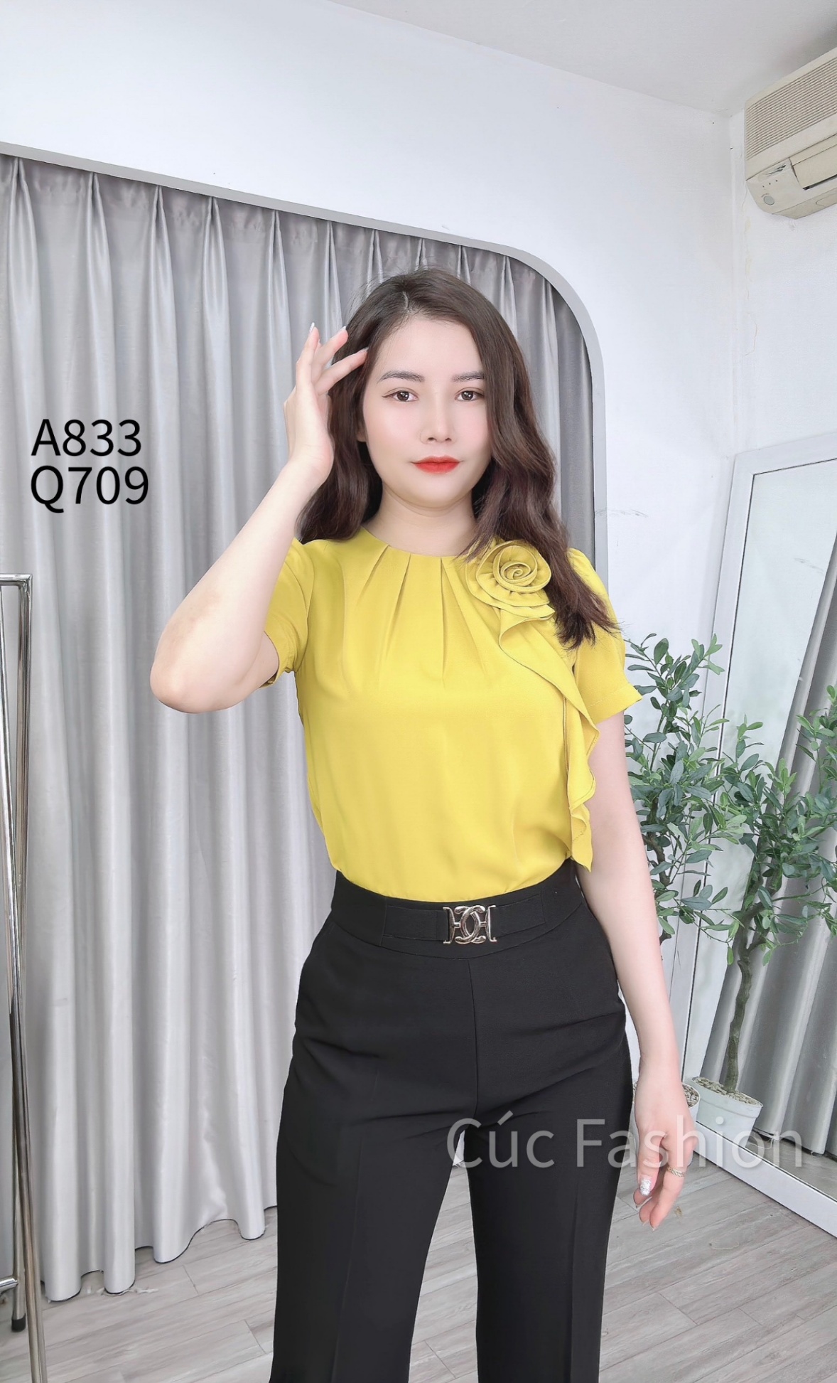 A833 áo lụa cổ ly tay hoa bèo